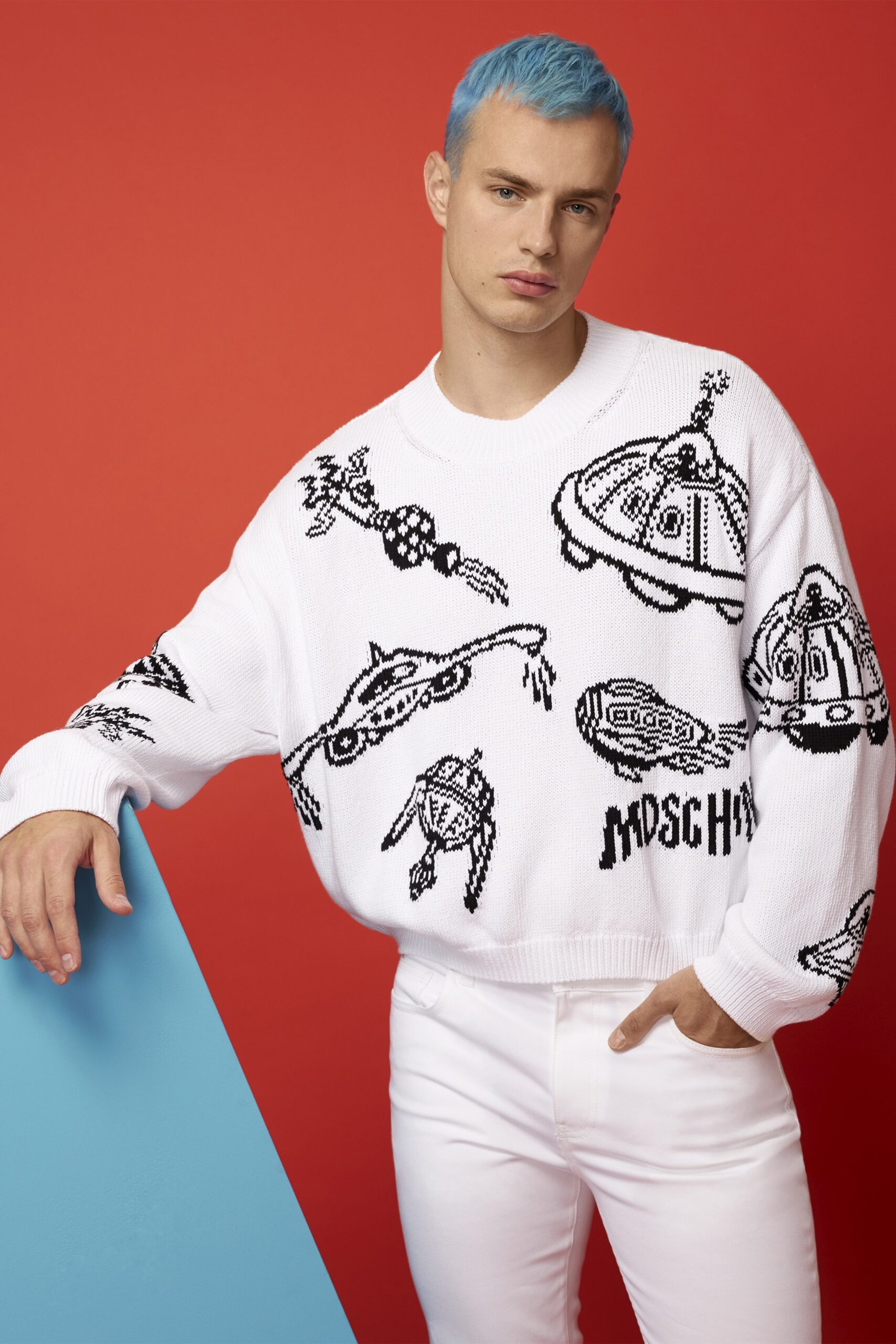 Moschino Resort 21 Look 19