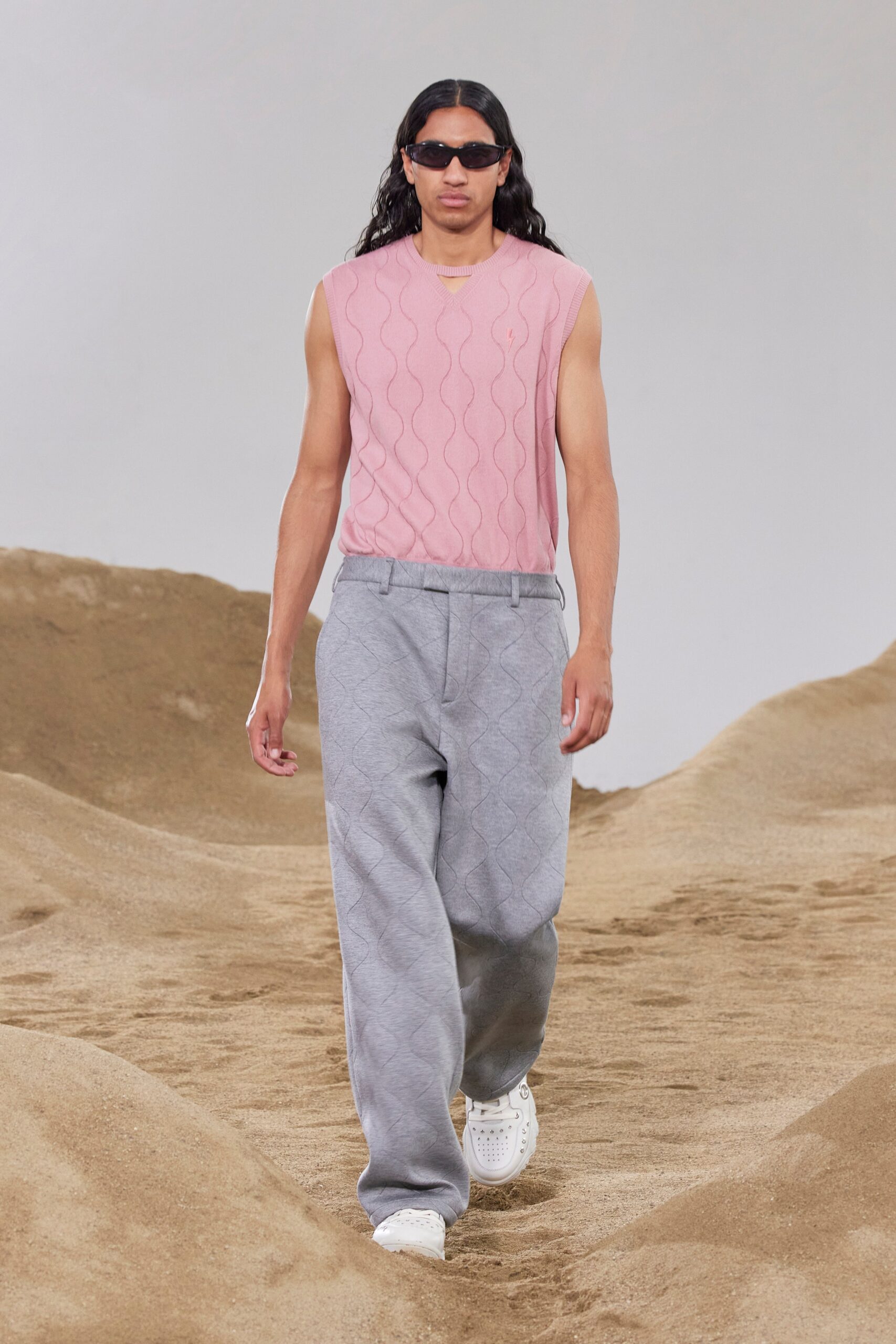 Neil Barrett S/S 23 Menswear Look 19