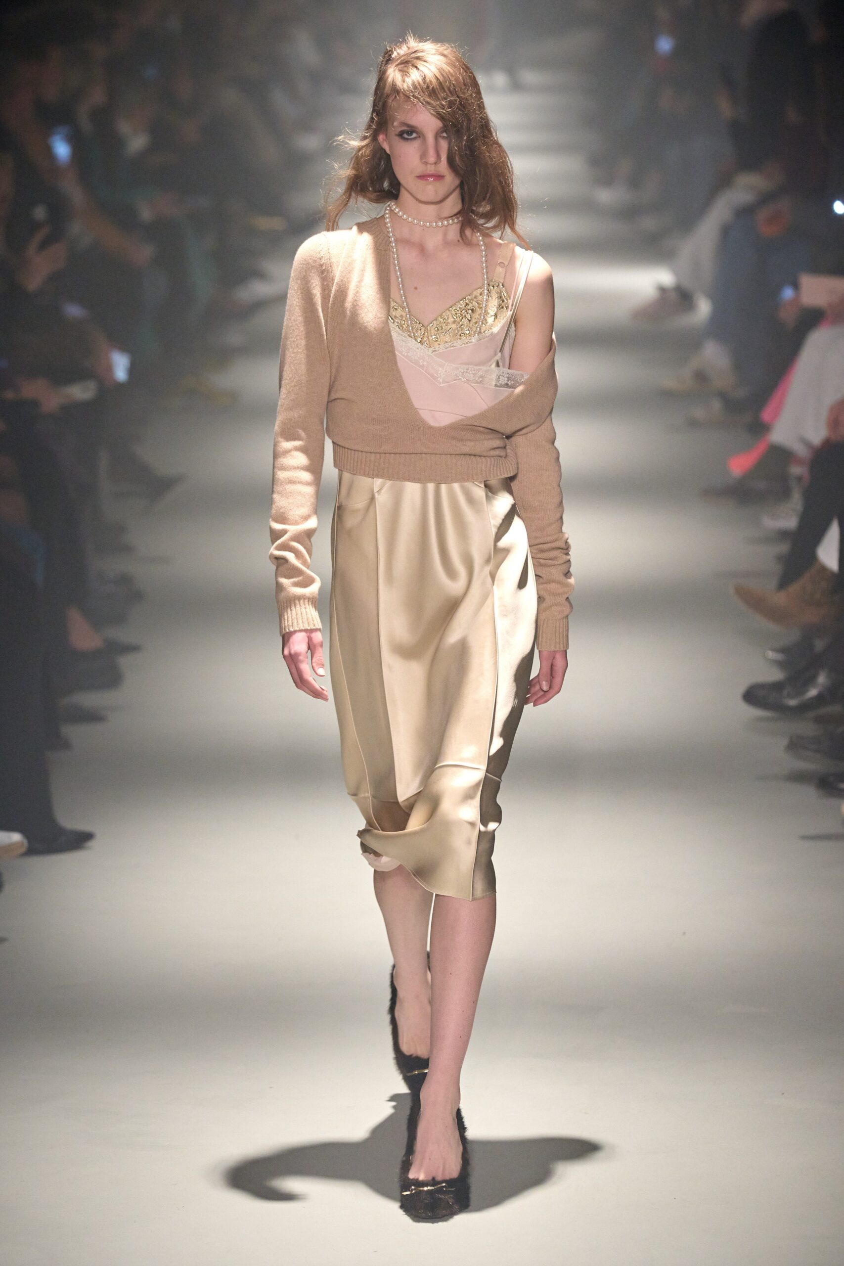 No. 21 F/W 23 Look 19