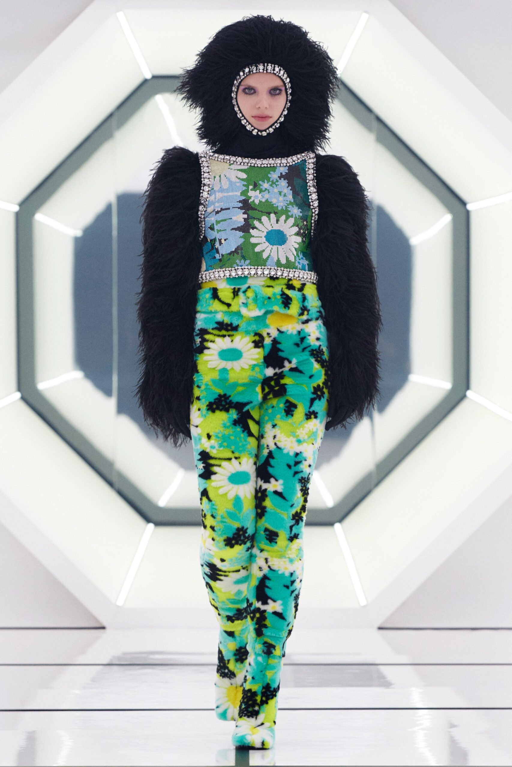 Moncler 8 Richard Quinn F/W 20 Look 20