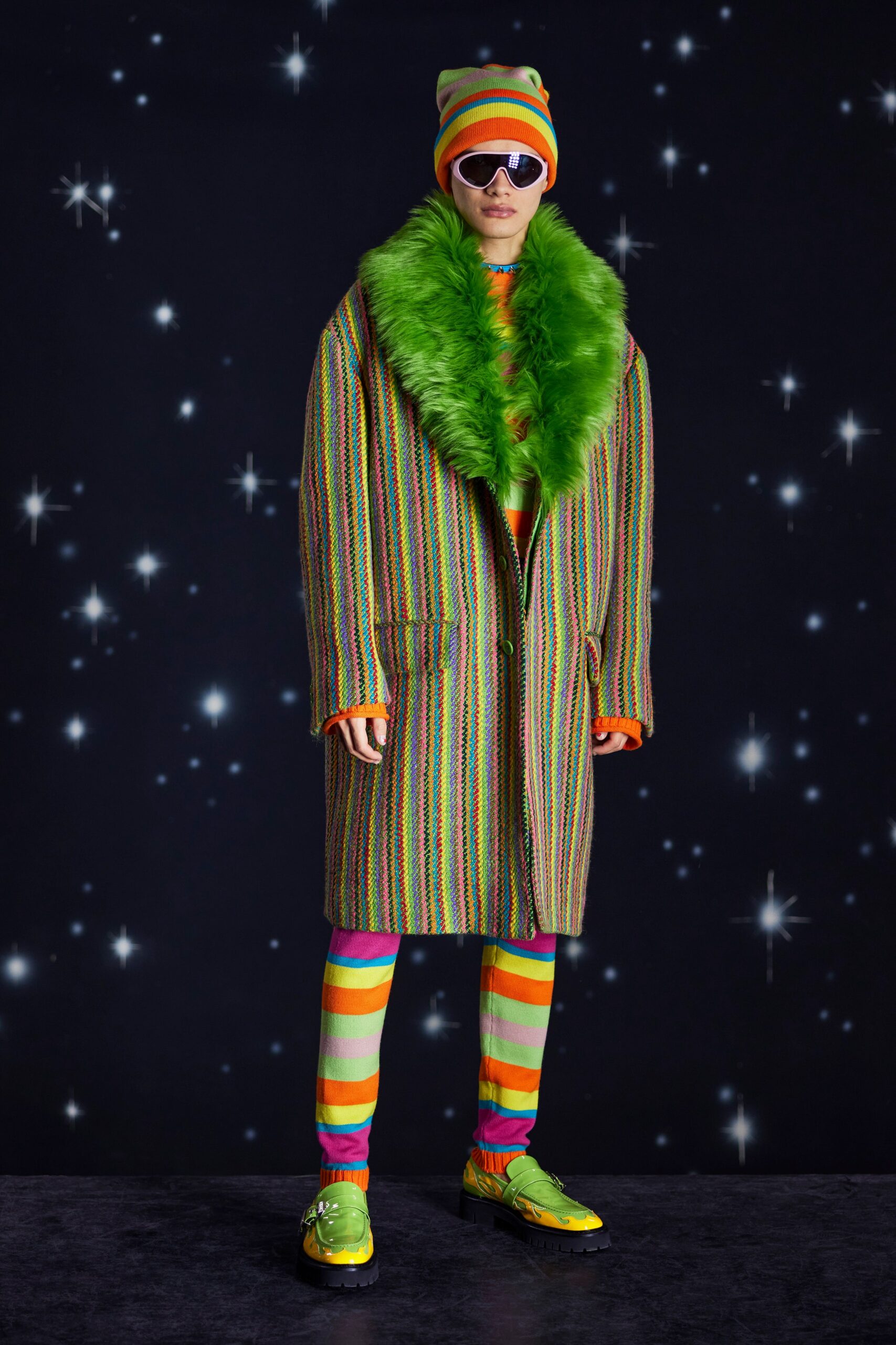 Moschino F/W 22 Look 20
