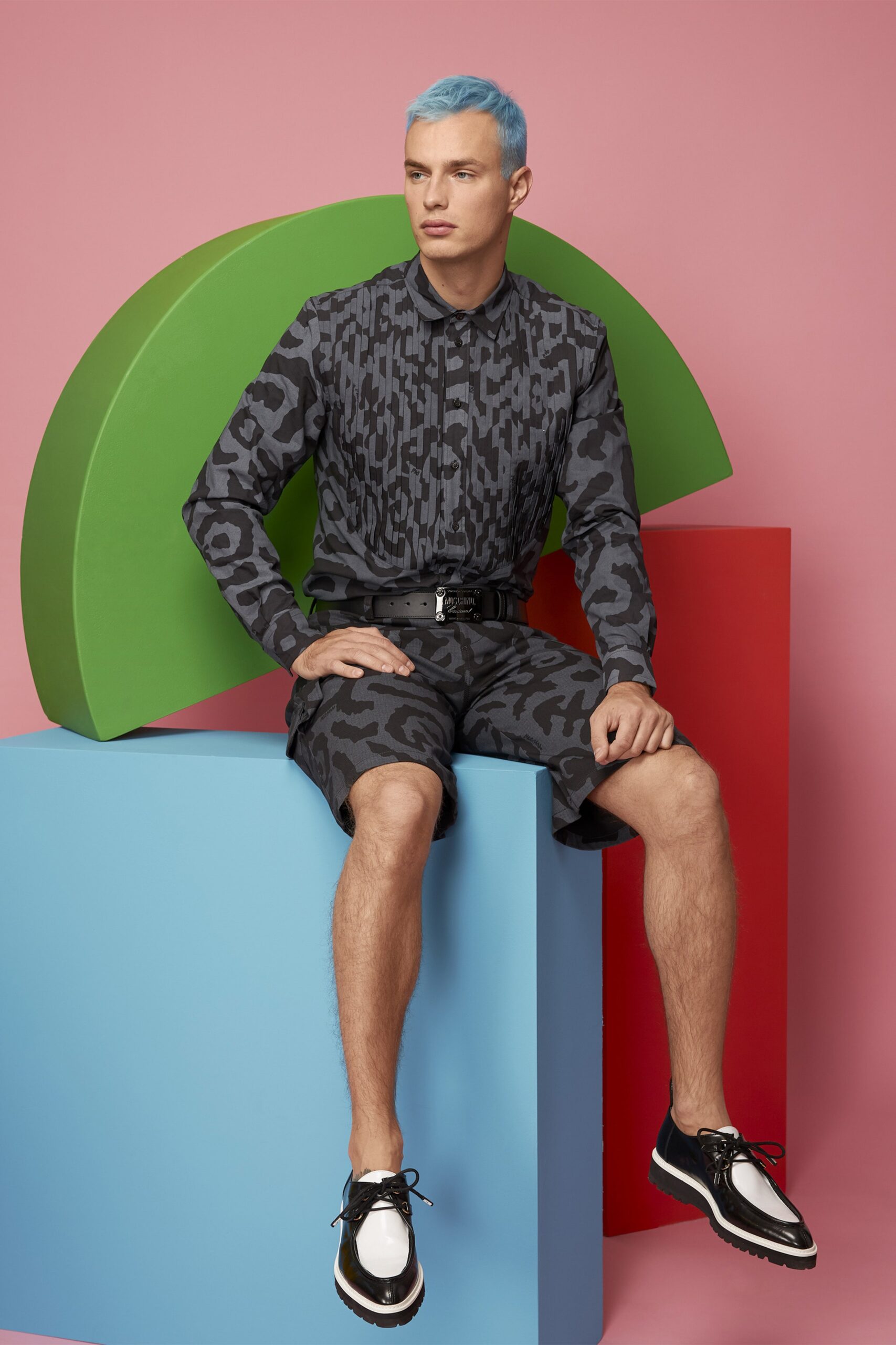 Moschino Resort 21 Look 20