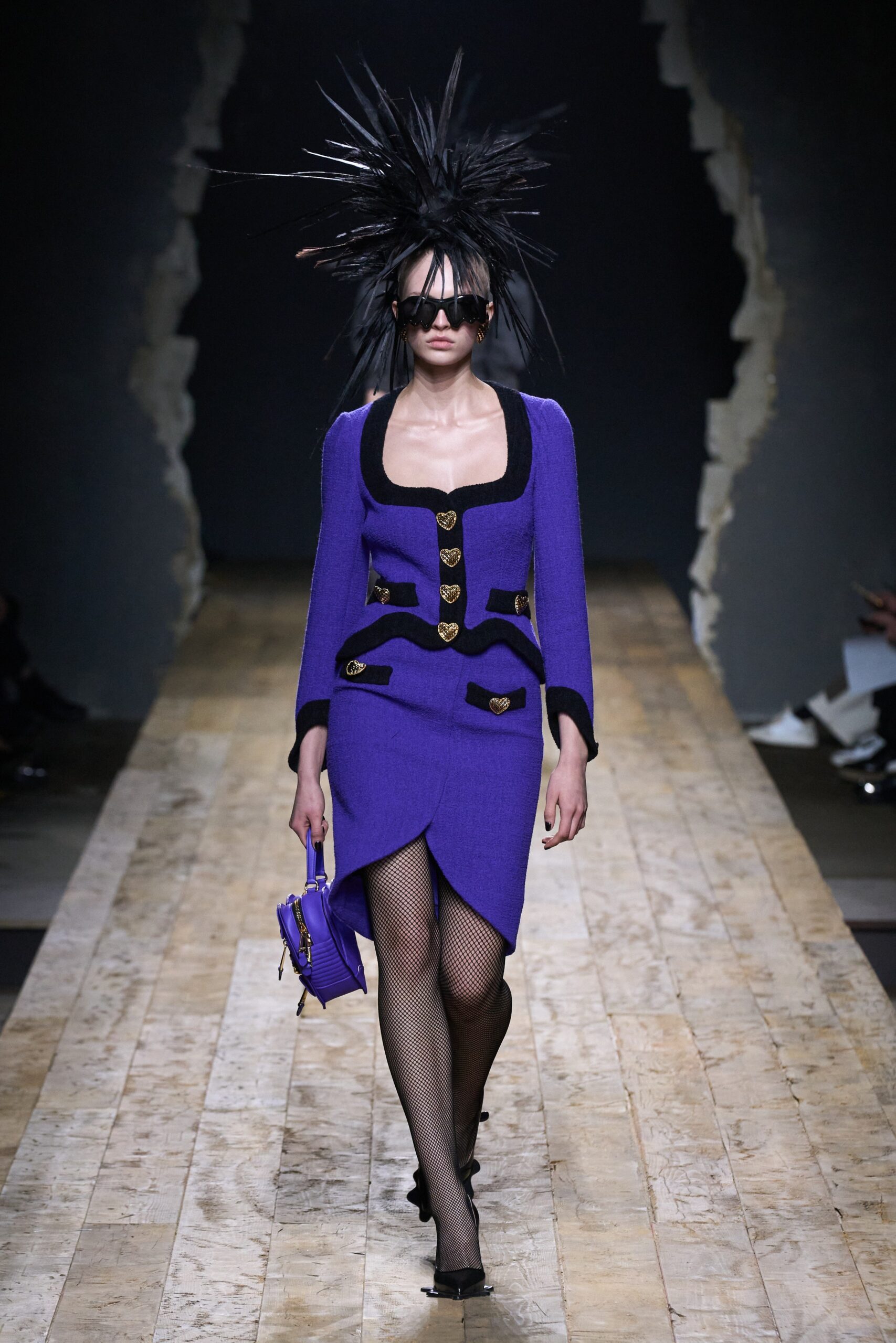Moschino F/W 23 Look 20