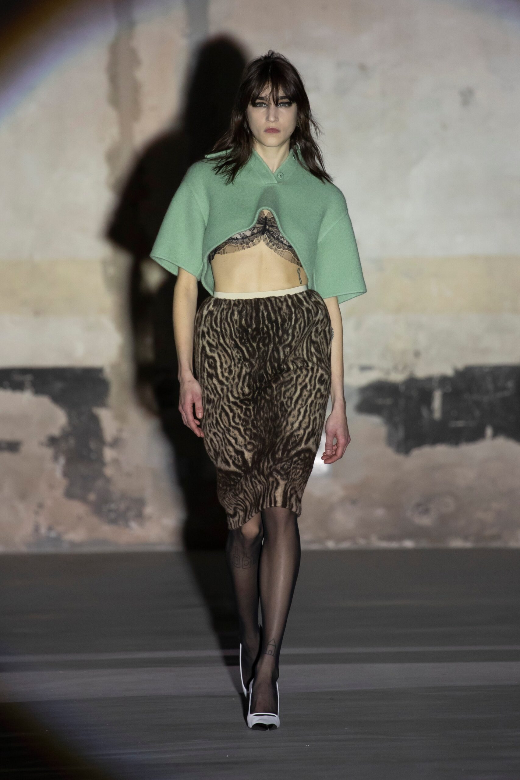 No. 21 F/W 21 Look 21