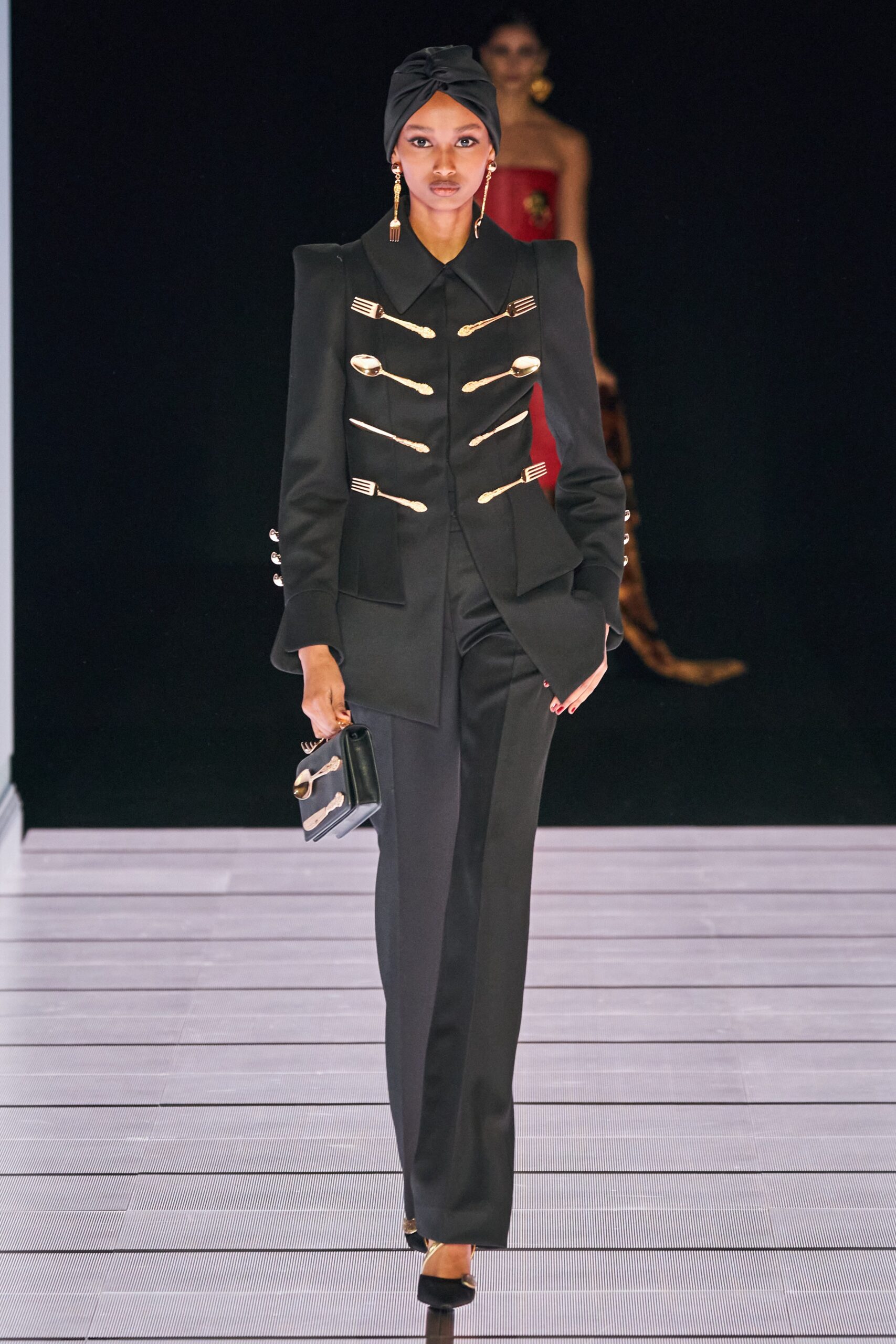 Moschino F/W 22 Look 21