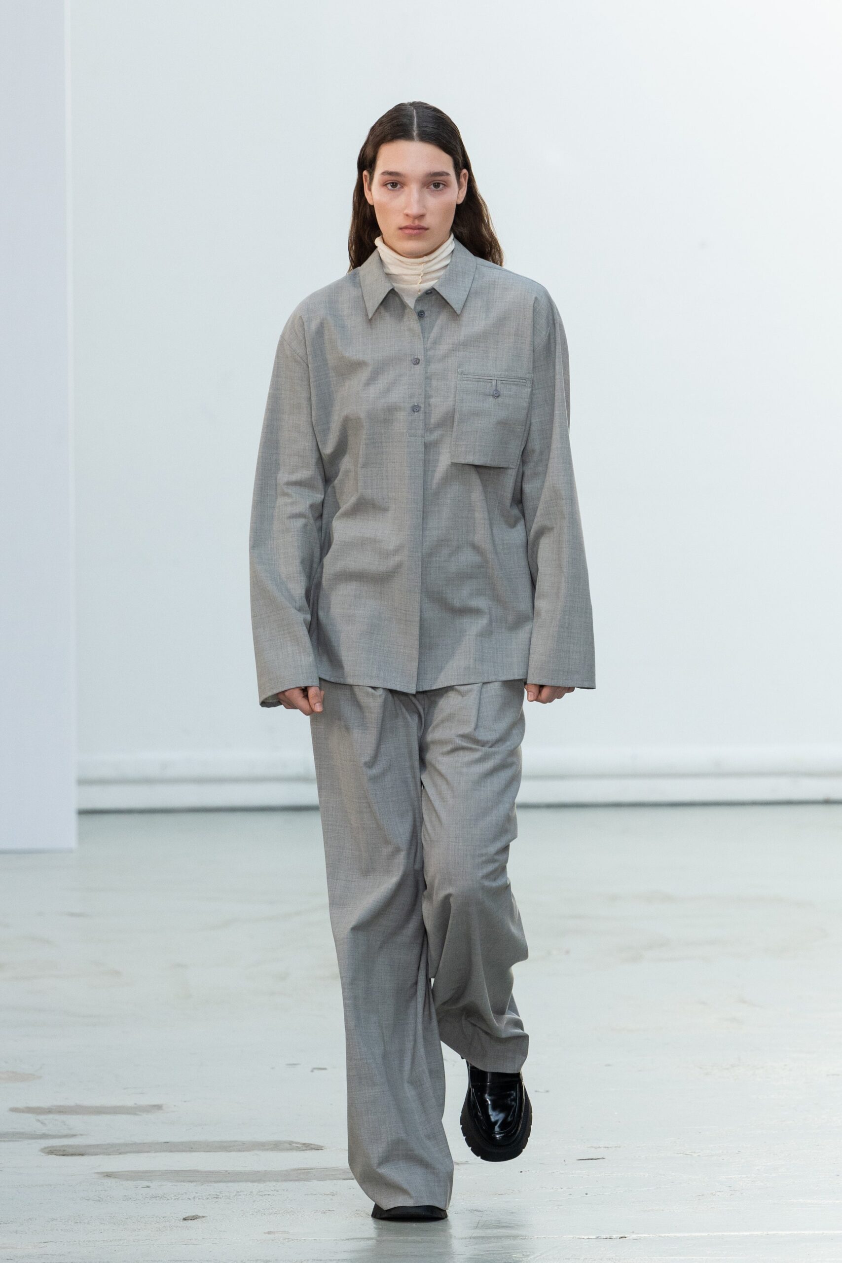 Nehera F/W 23 Look 21