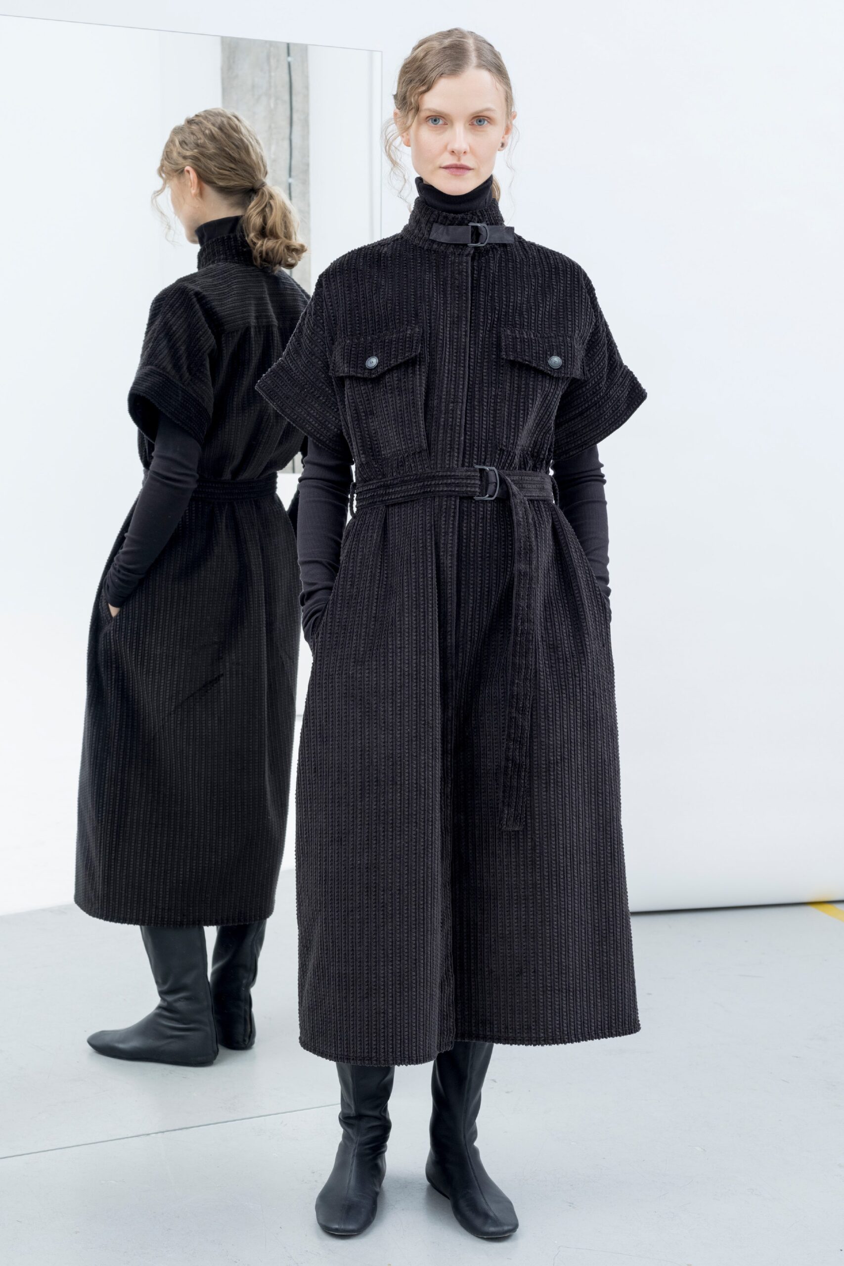 Nehera F/W 23 Look 21