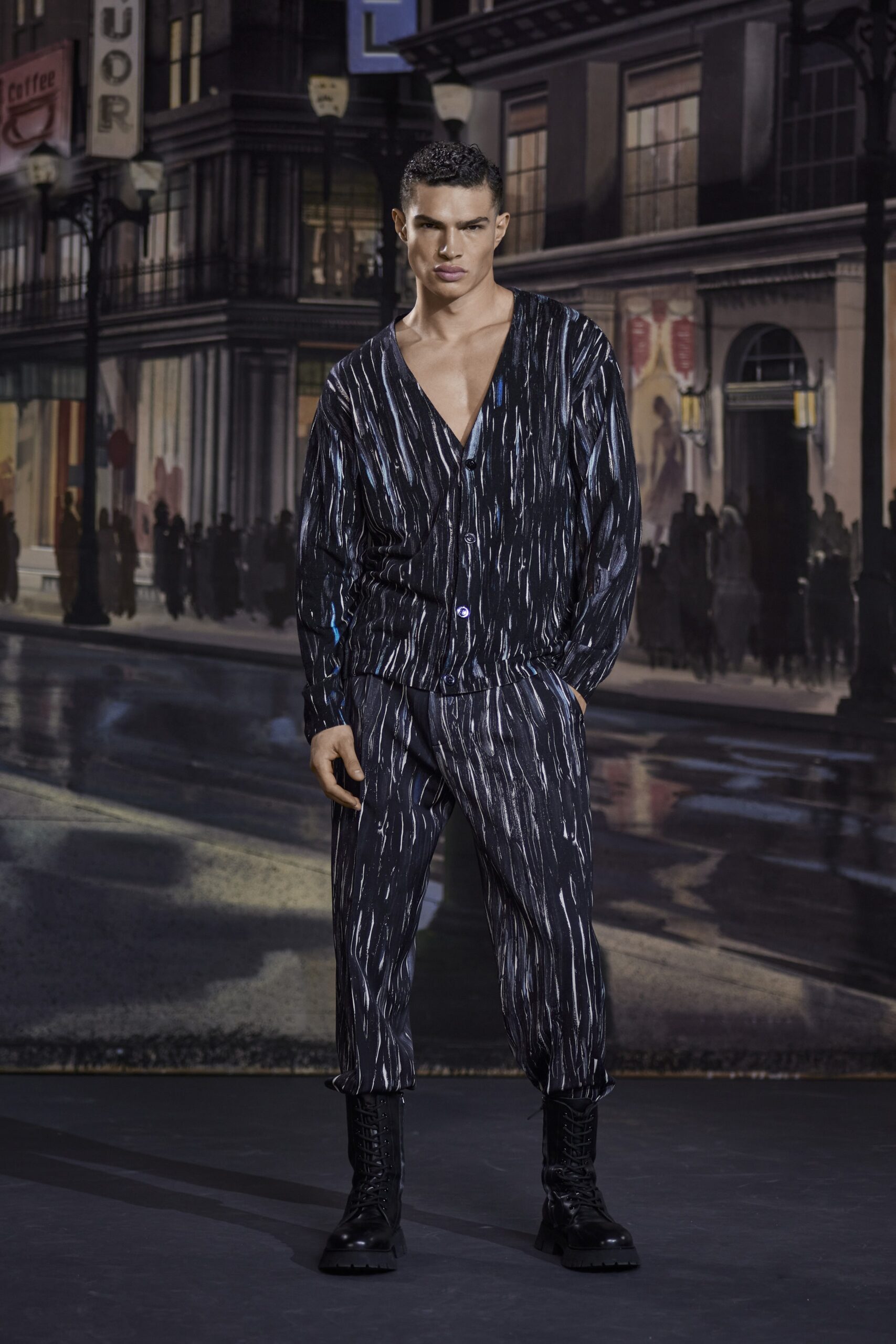 Moschino F/W 21 Menswear Look 22