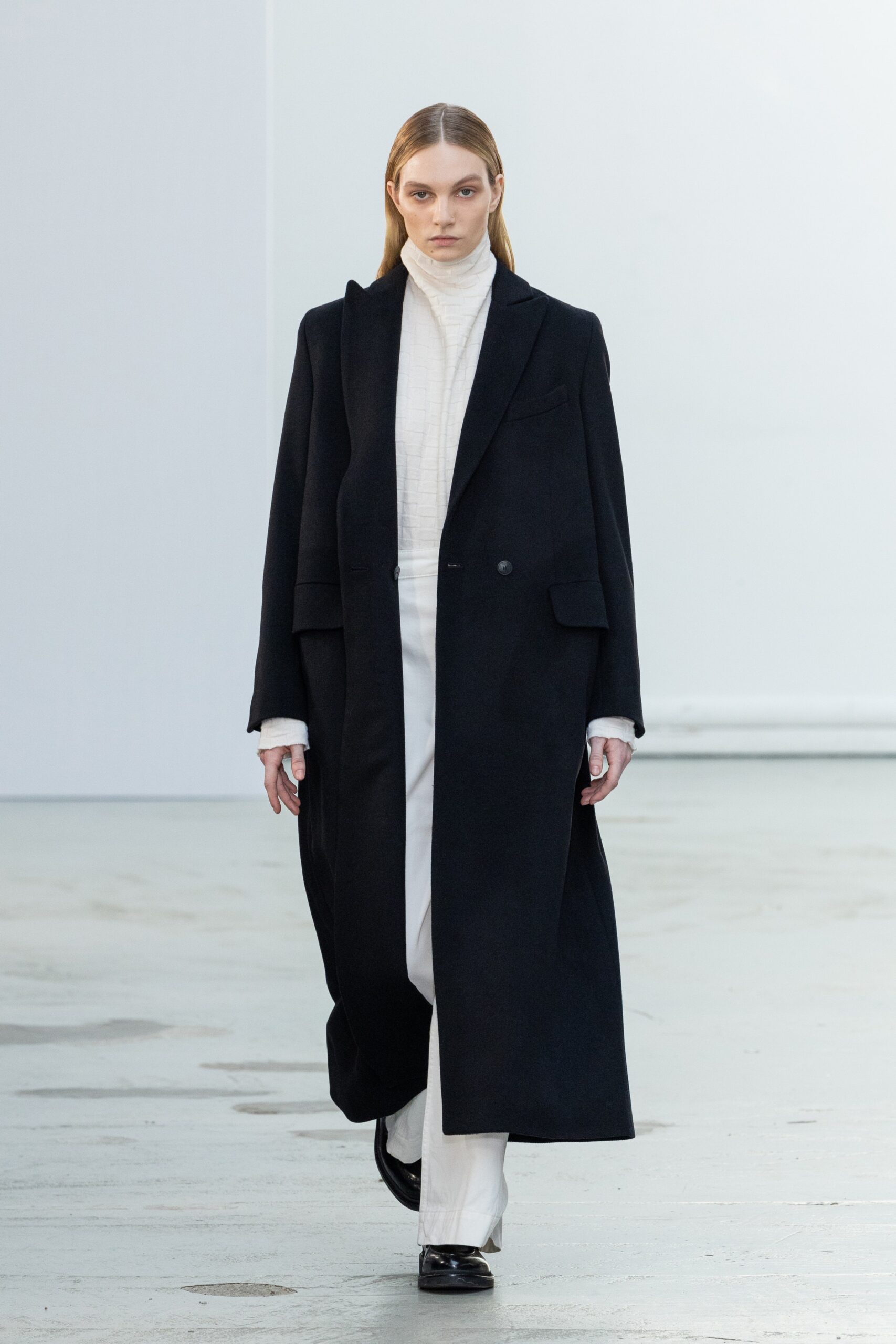 Nehera F/W 23 Look 22