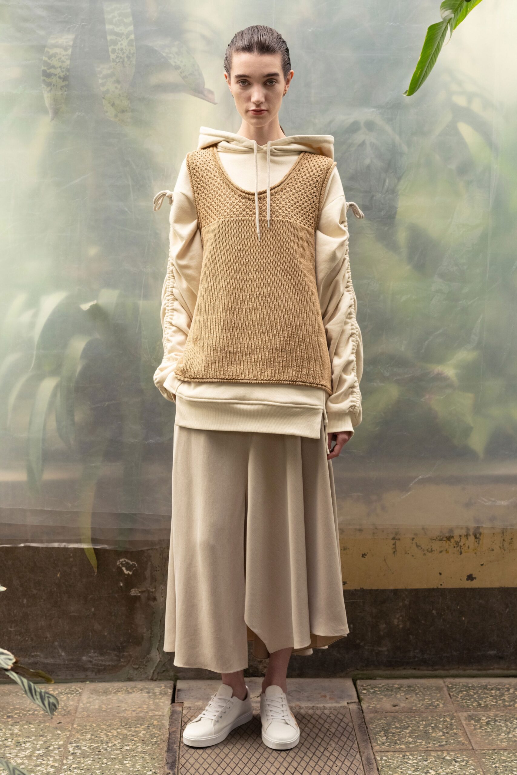 Nehera Resort 23 Look 22