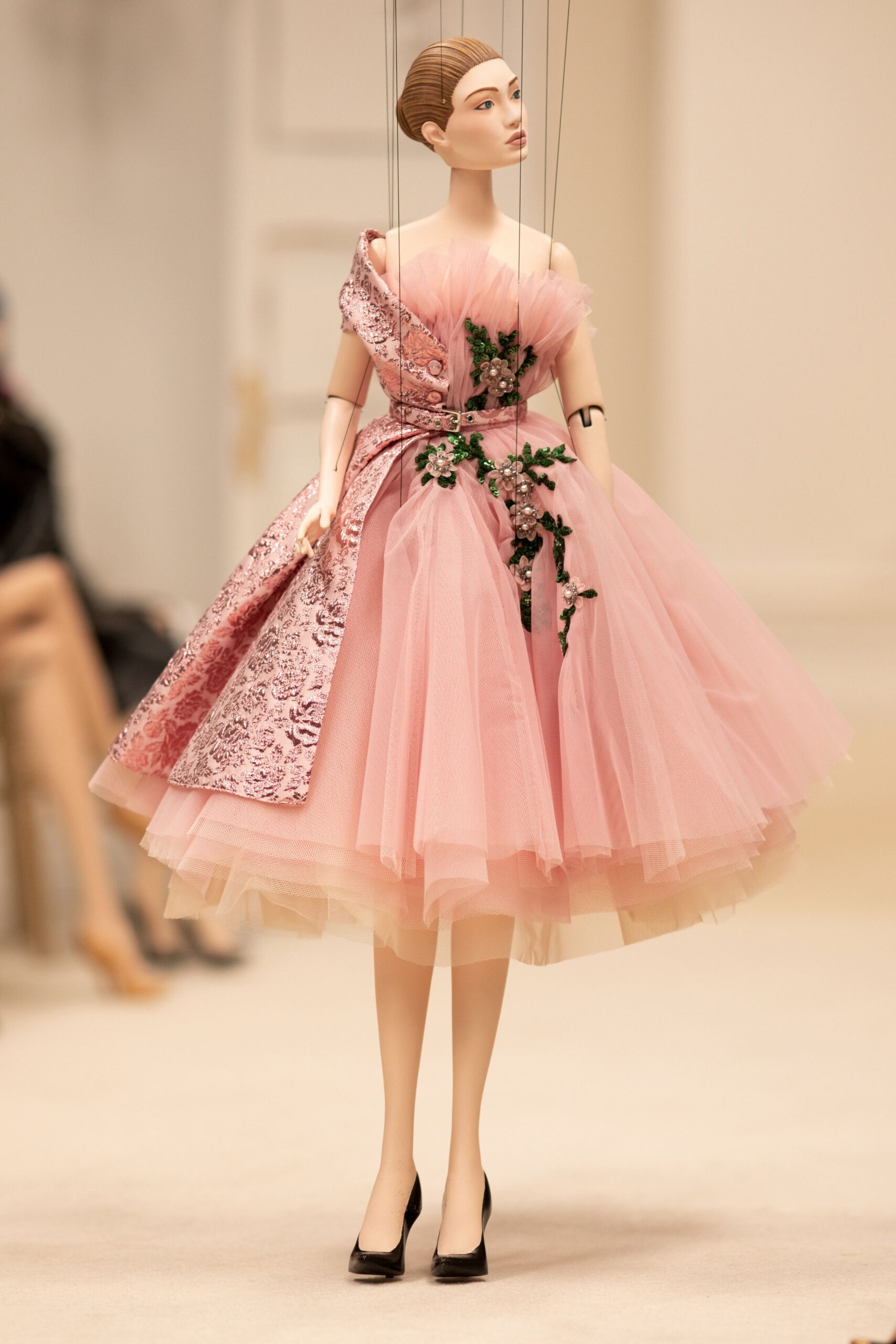 Moschino S/S 21 Look 23