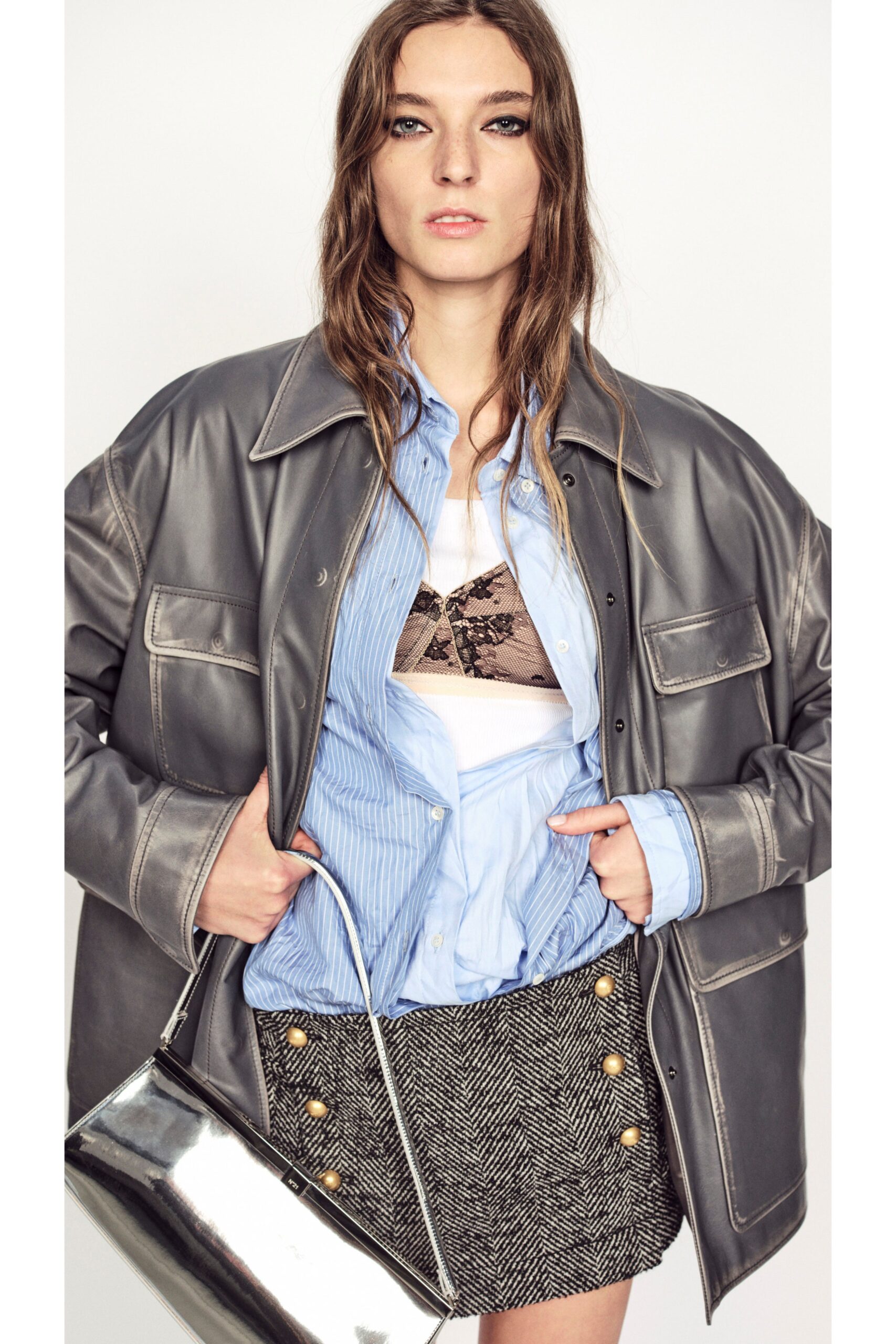 No. 21 F/W 23 Look 24