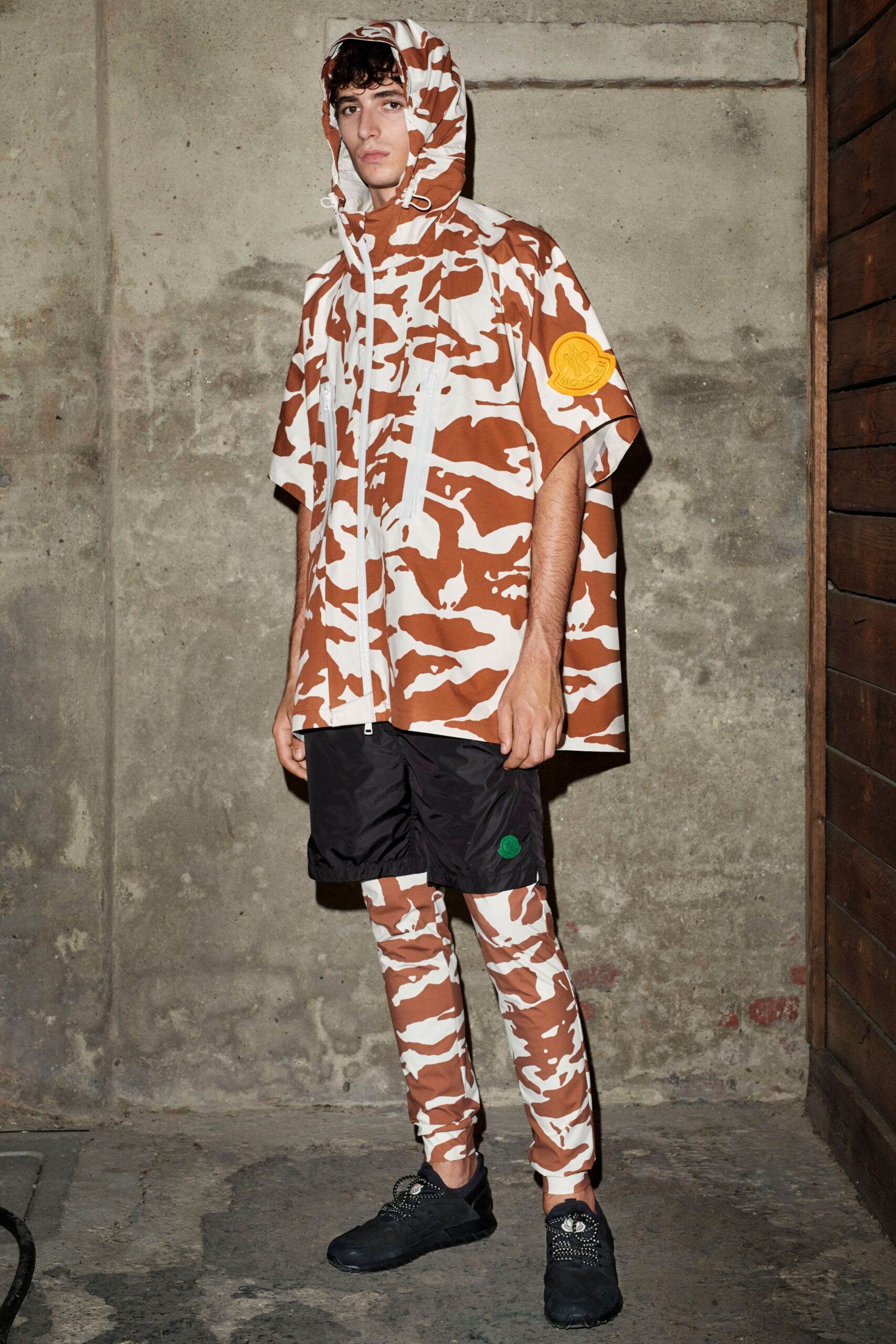Moncler 2 1952 S/S 19 Menswear Look 25