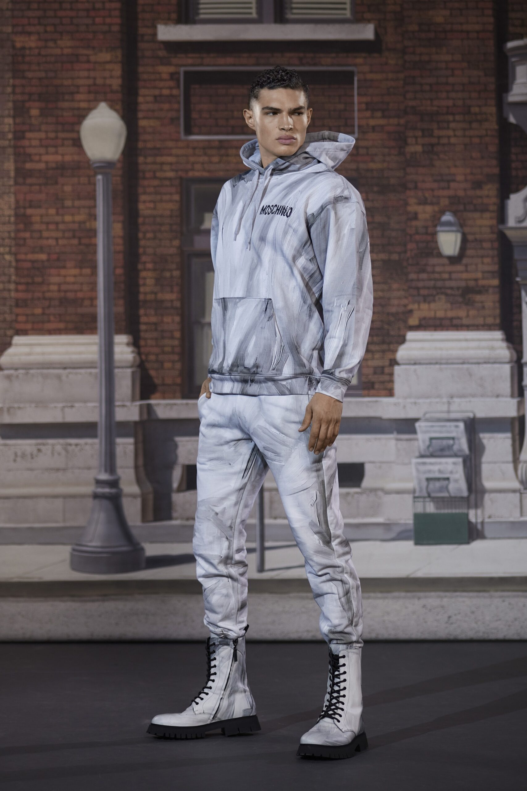 Moschino F/W 21 Menswear Look 25