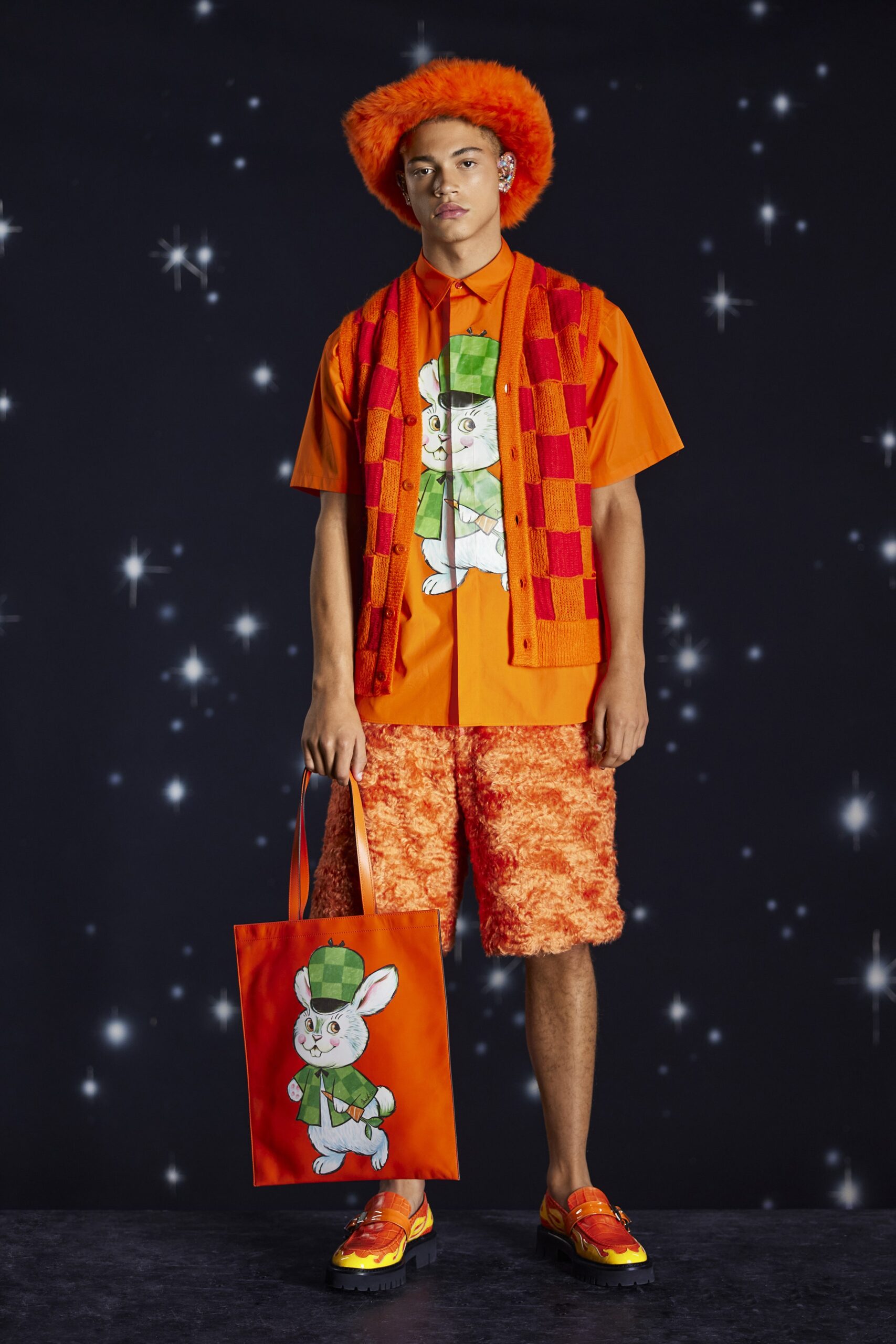 Moschino F/W 22 Look 25