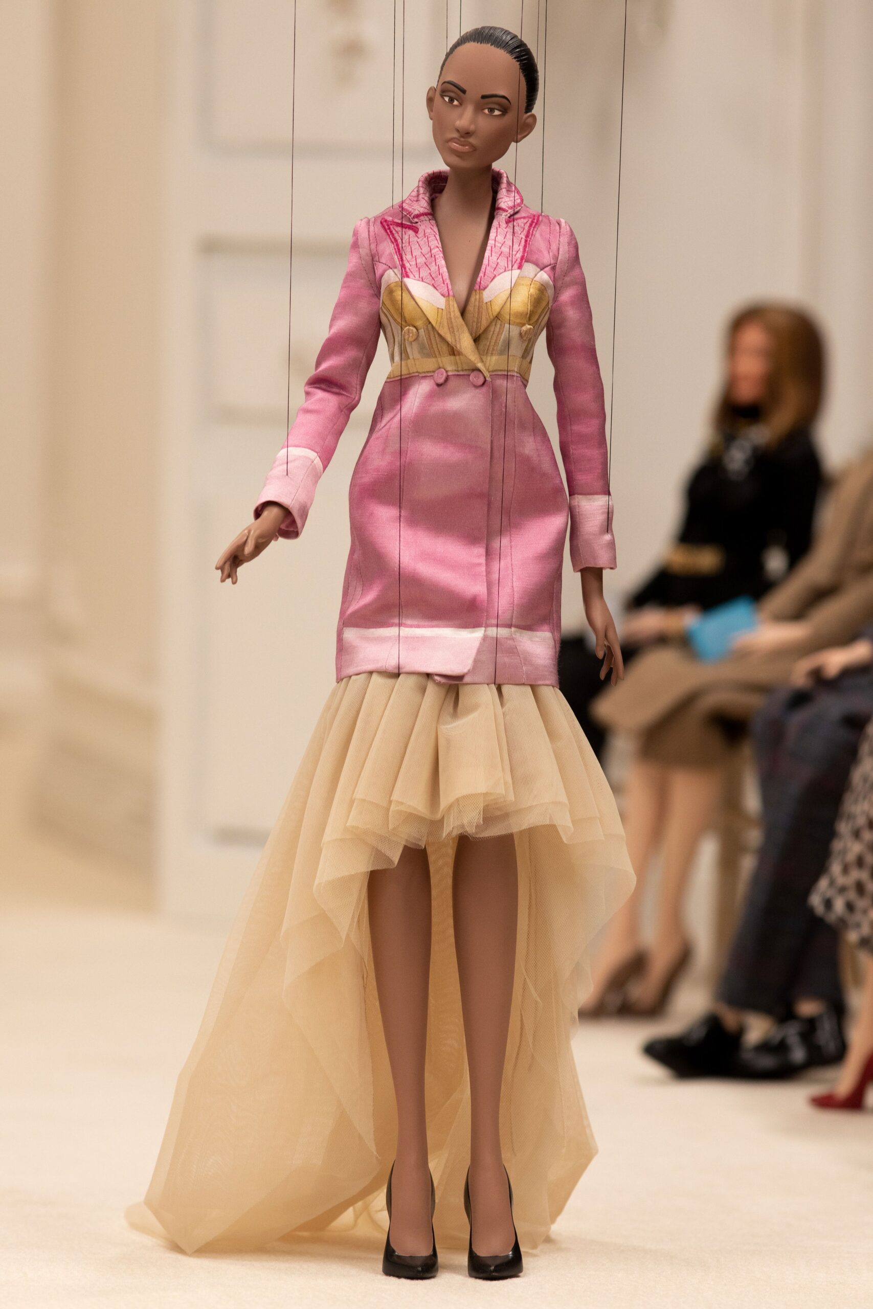 Moschino S/S 21 Look 25