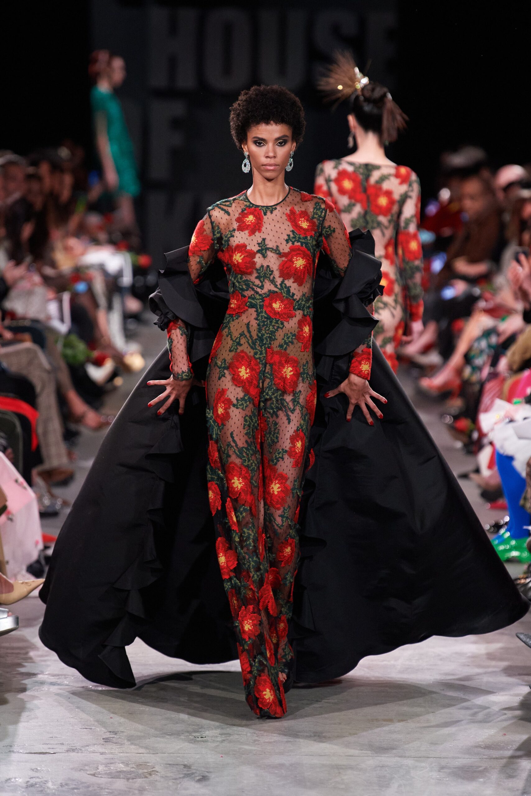 Naeem Khan F/W 23 Look 25