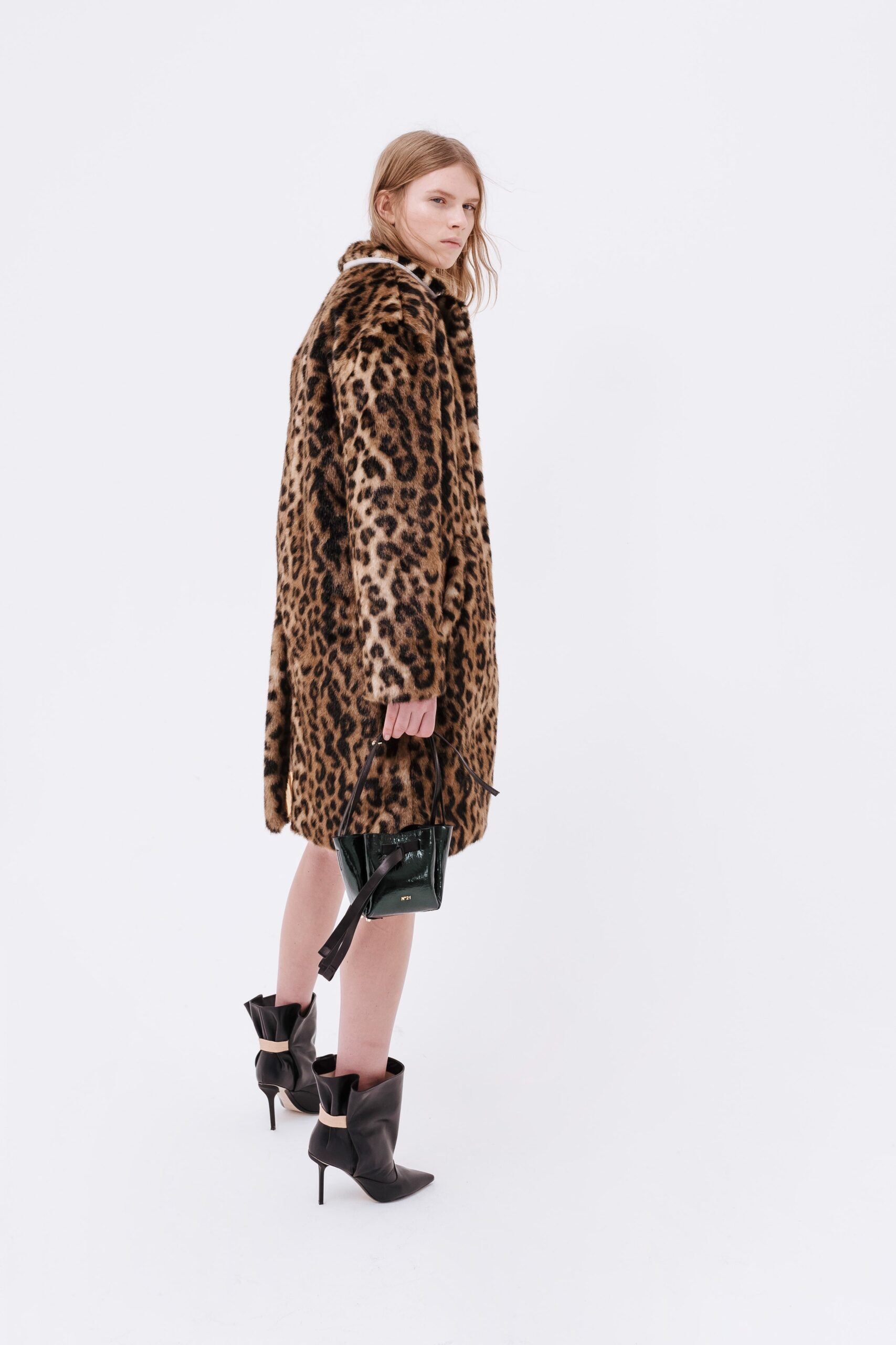 No. 21 F/W 19 Look 20