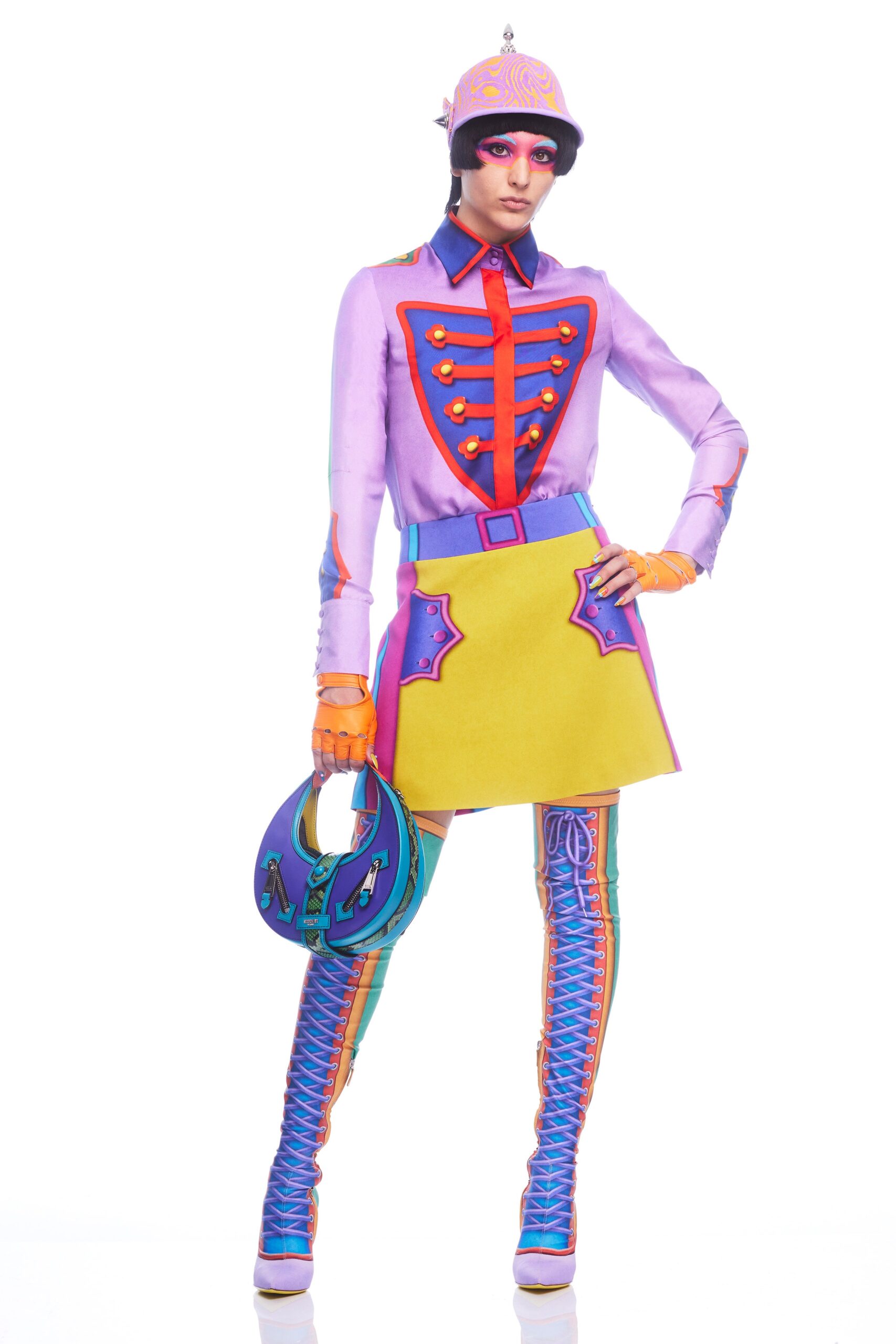Moschino F/W 22 Look 26