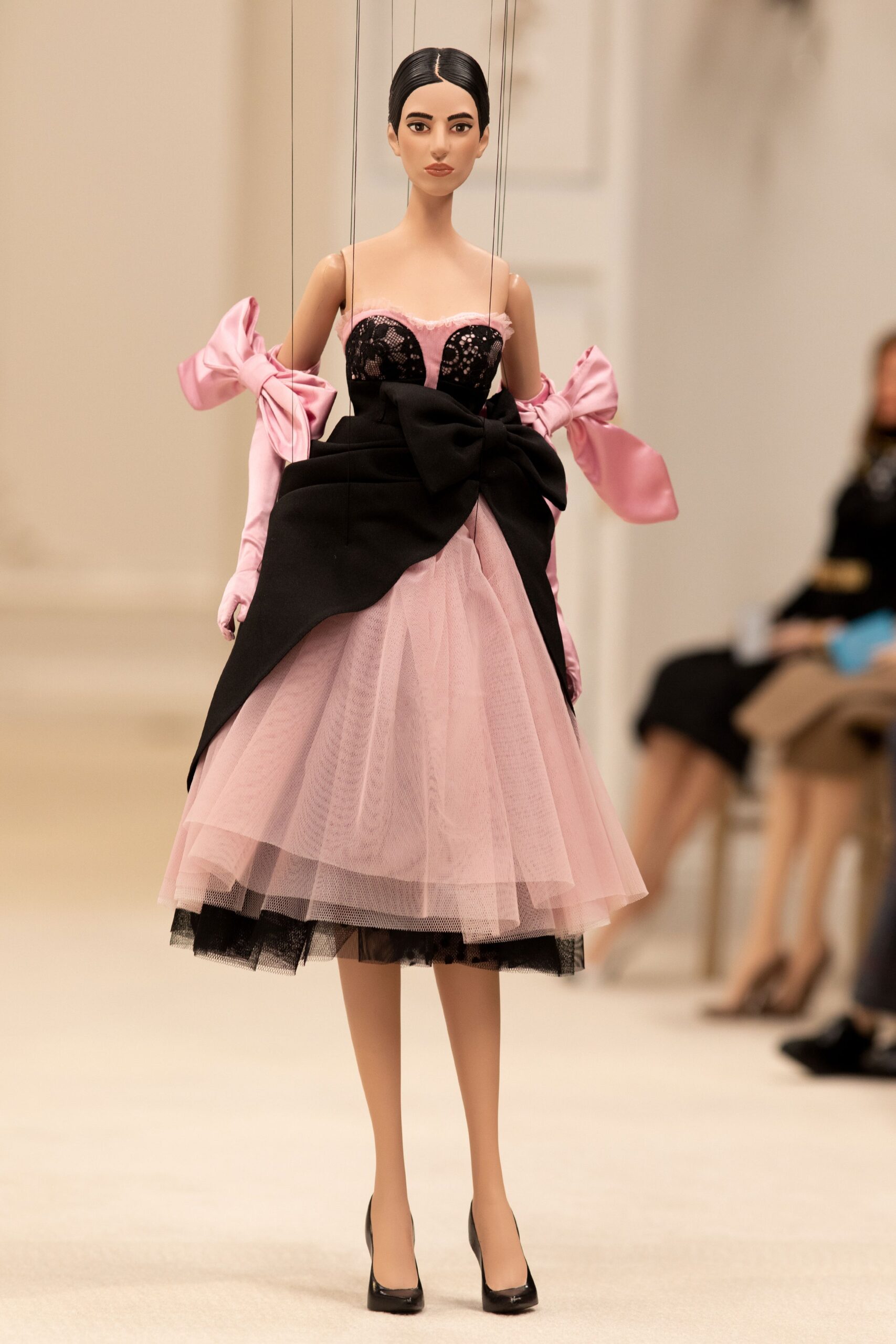 Moschino S/S 21 Look 26