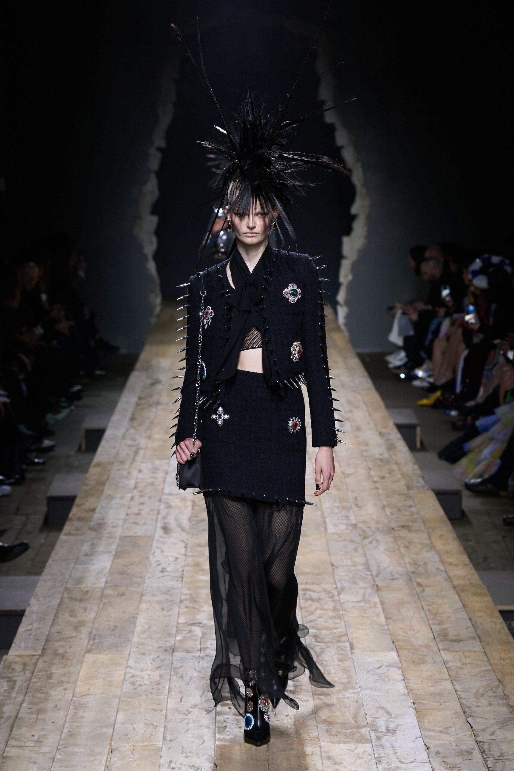 Moschino F/W 23 Look 26
