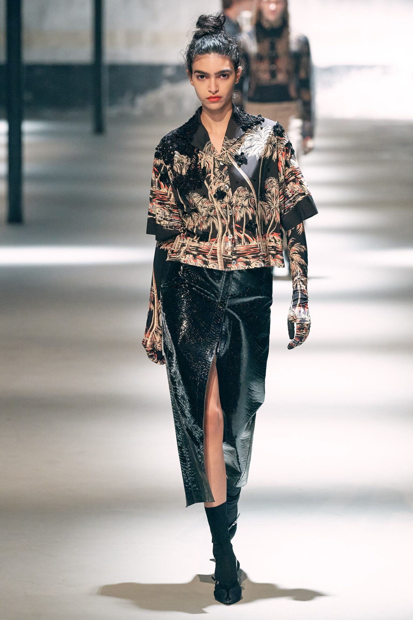 No. 21 F/W 22 Look 26