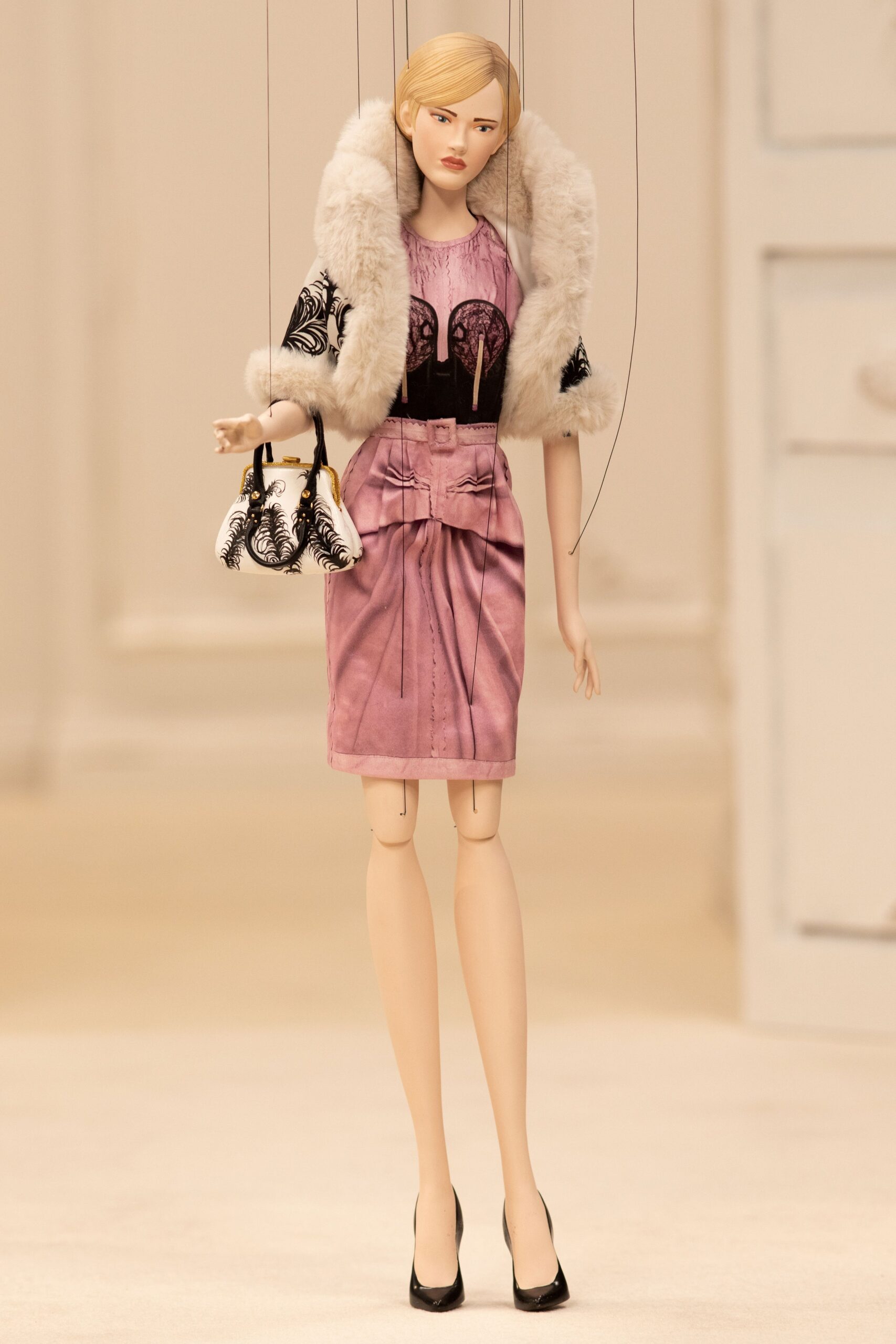 Moschino S/S 21 Look 27