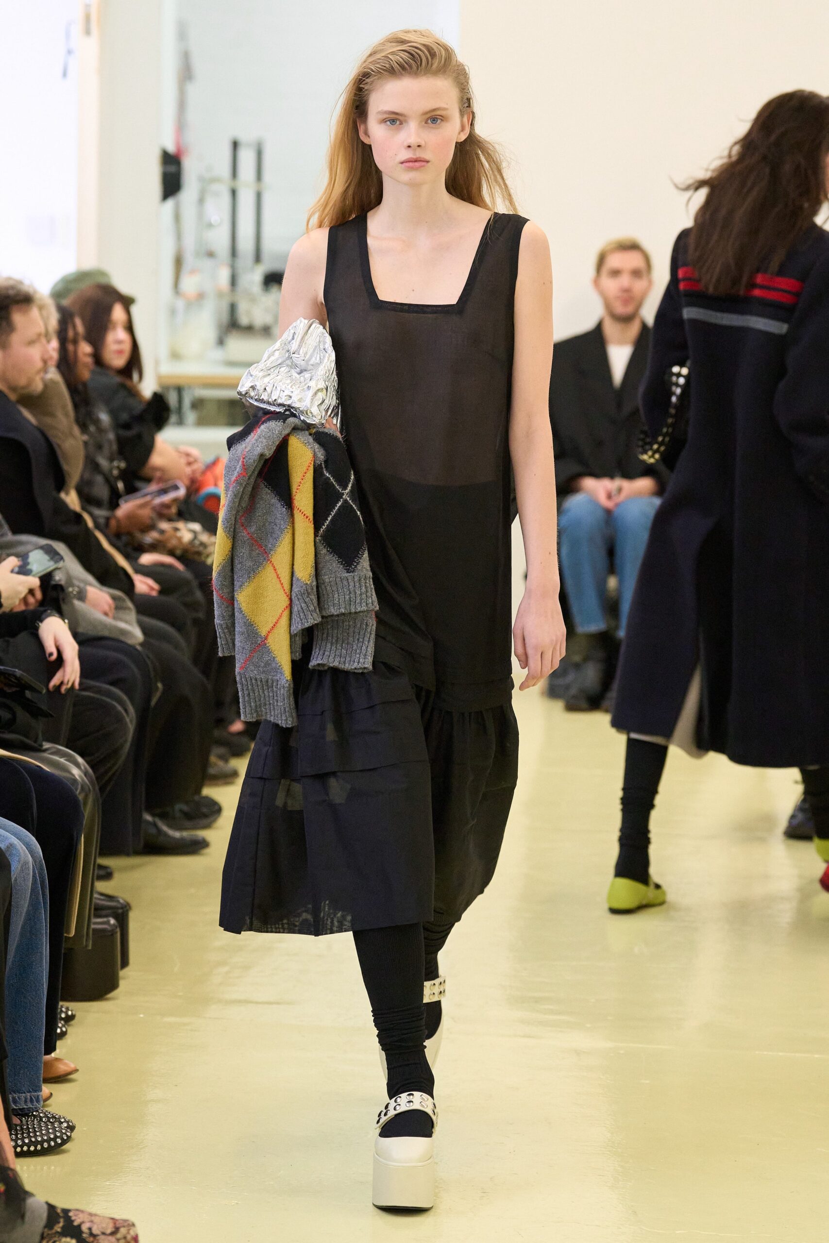 Molly Goddard F/W 23 Look 27