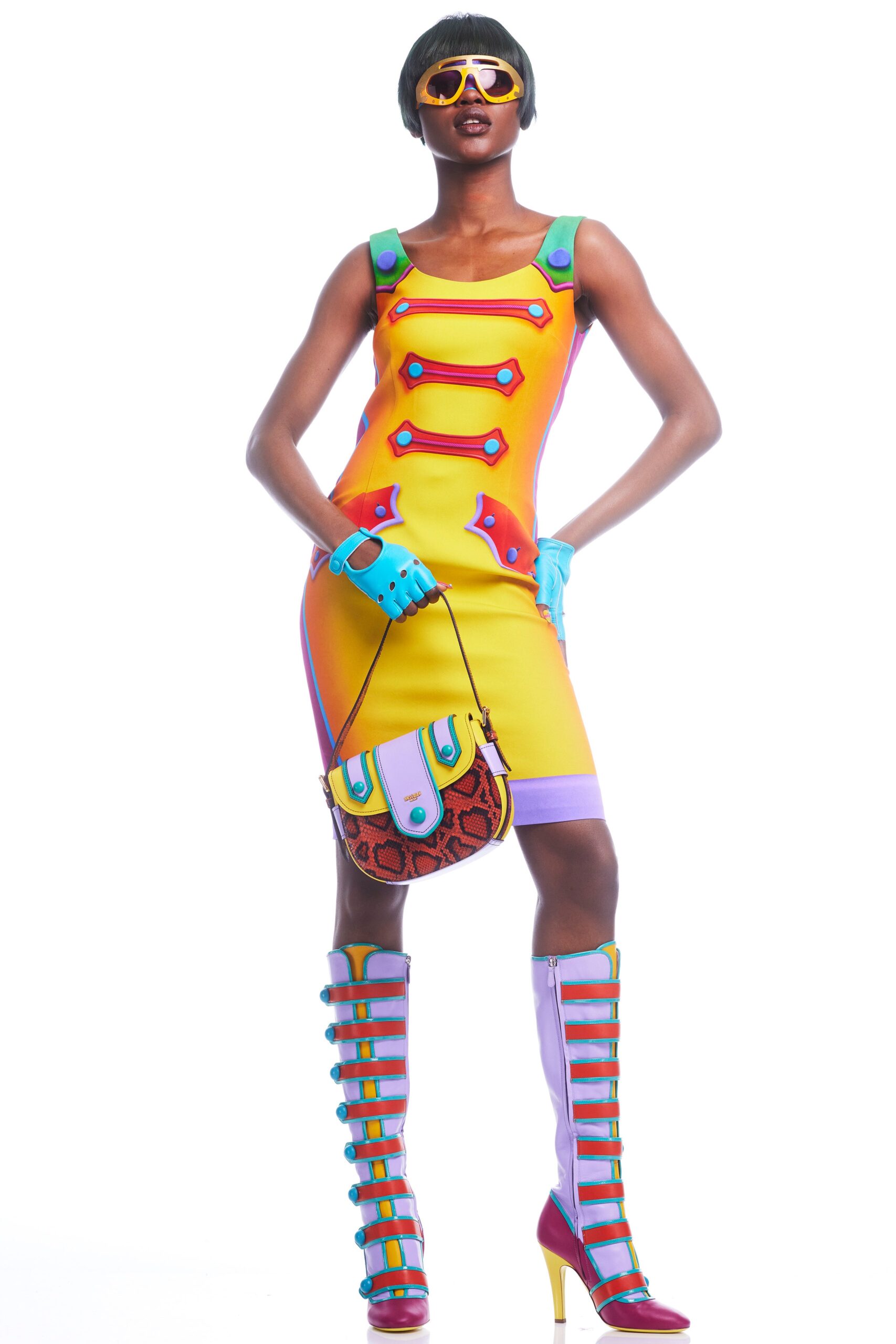 Moschino F/W 22 Look 28