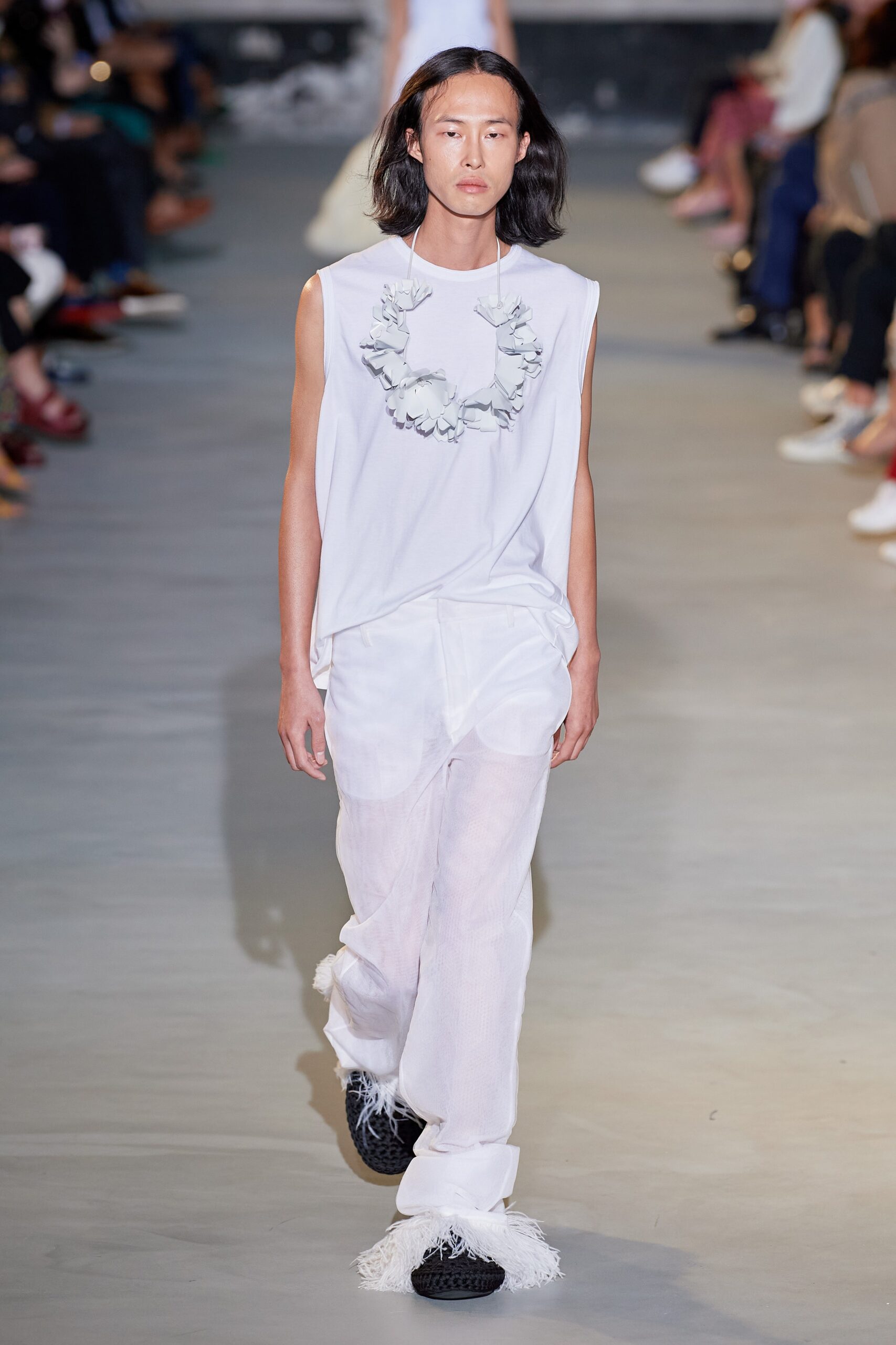 No. 21 S/S 22 Look 28
