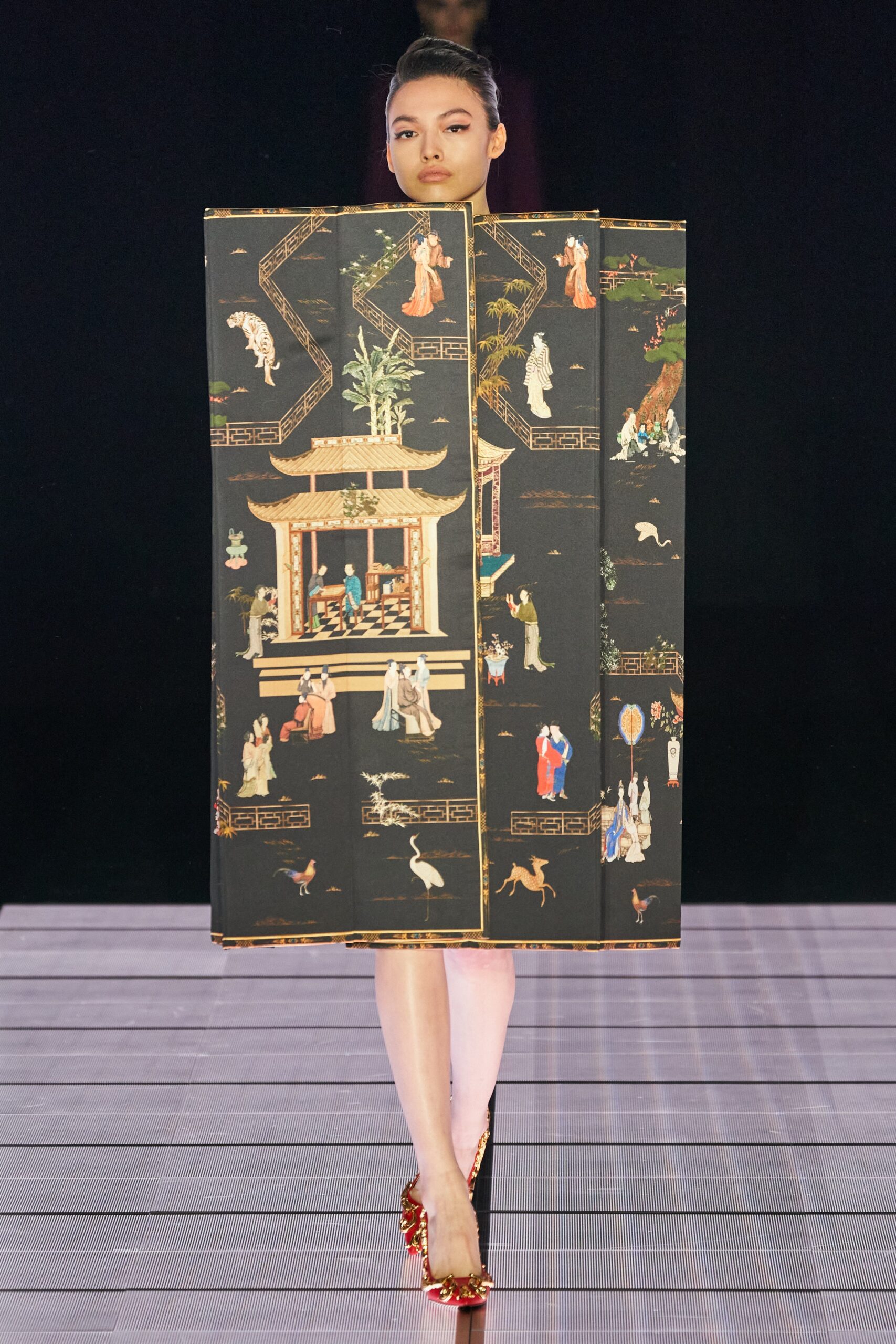 Moschino F/W 22 Look 28