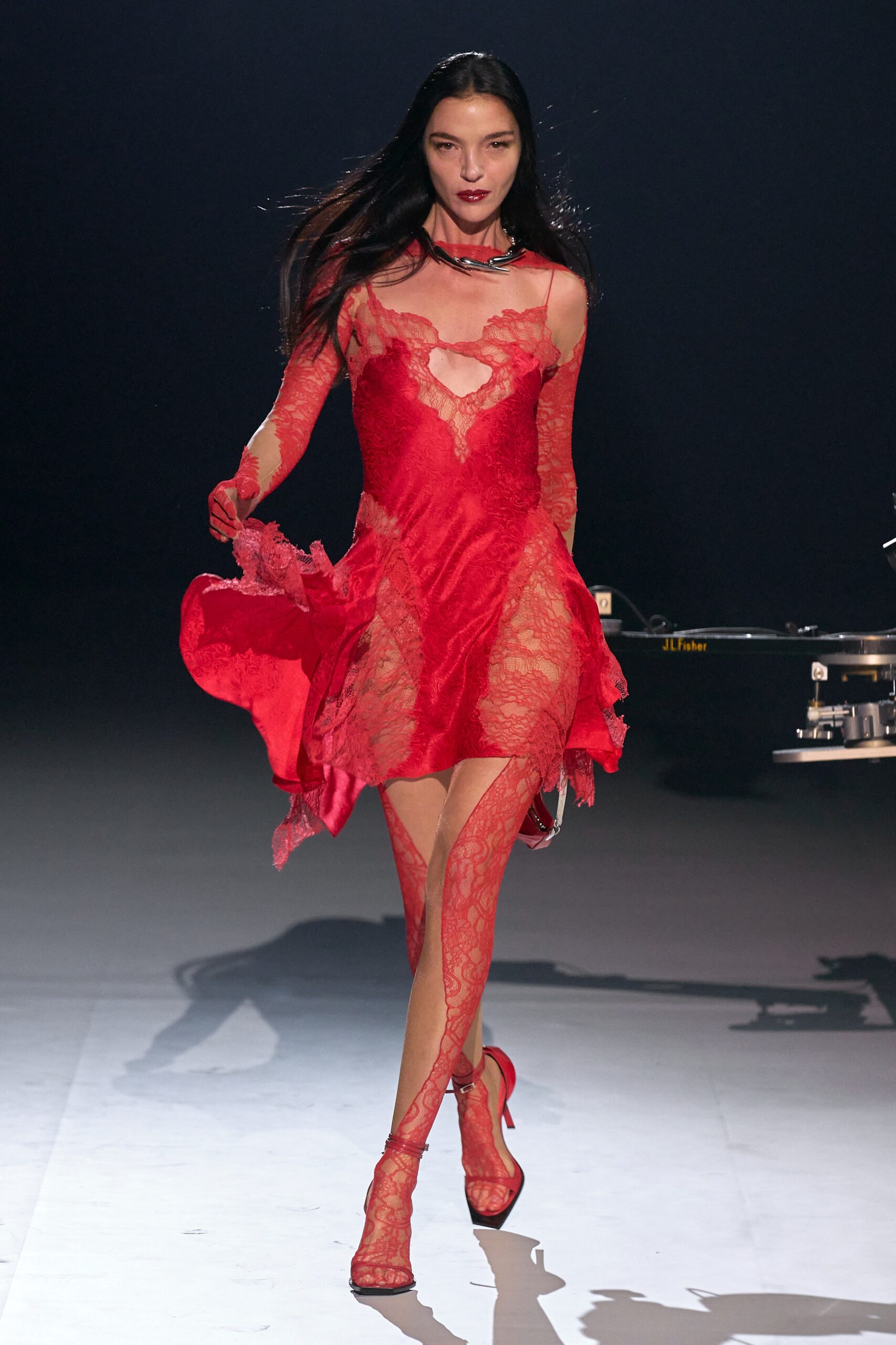 Mugler F/W 22 Look 27