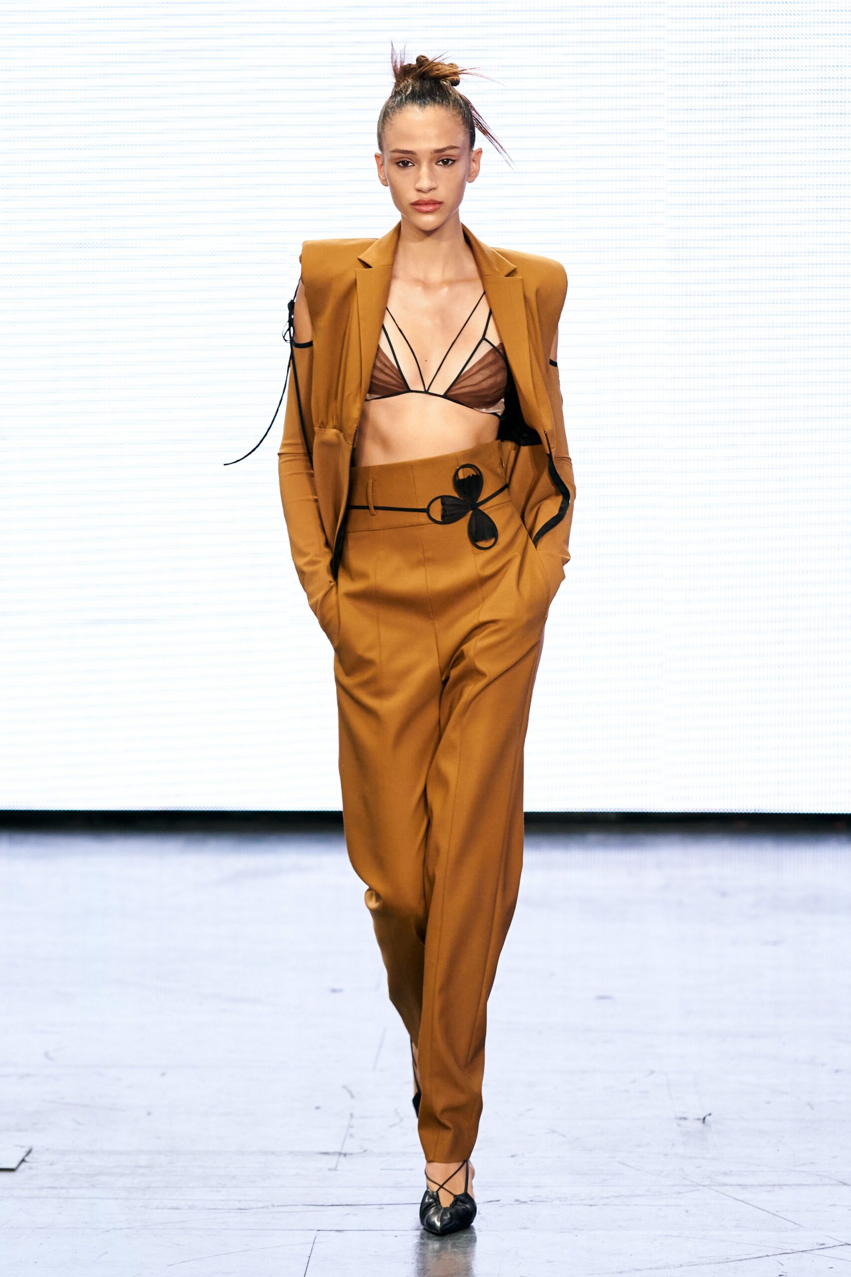 Nensi Dojaka S/S 22 Look 28