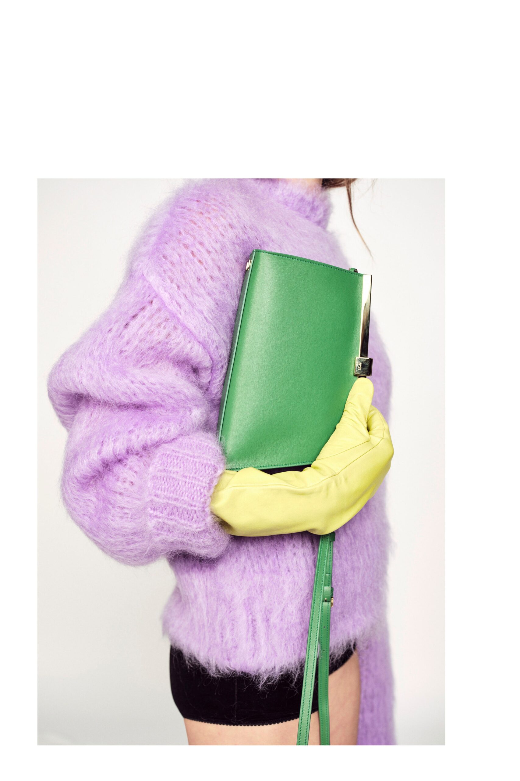 No. 21 F/W 23 Look 28