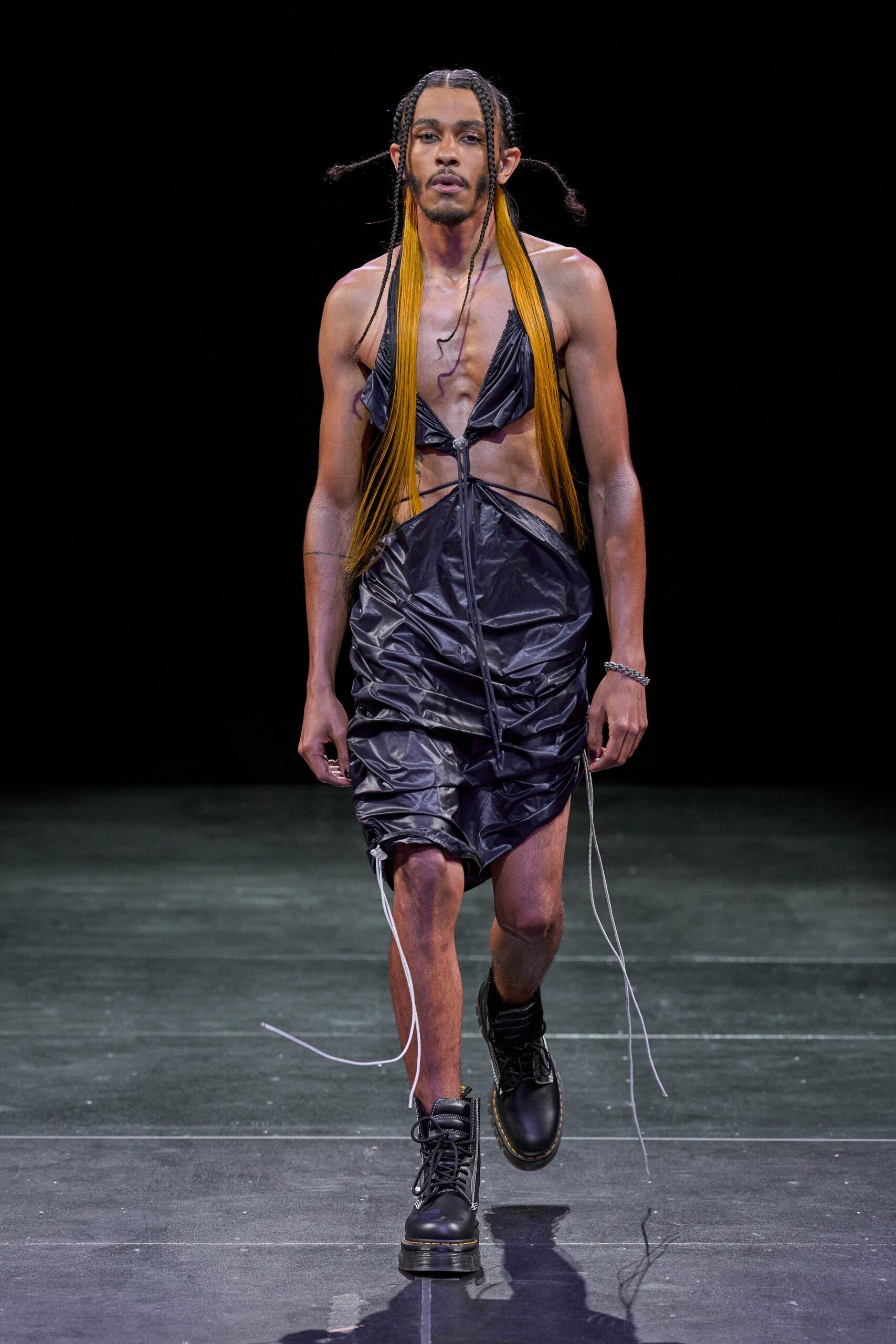 No Sesso S/S 23 Look 28