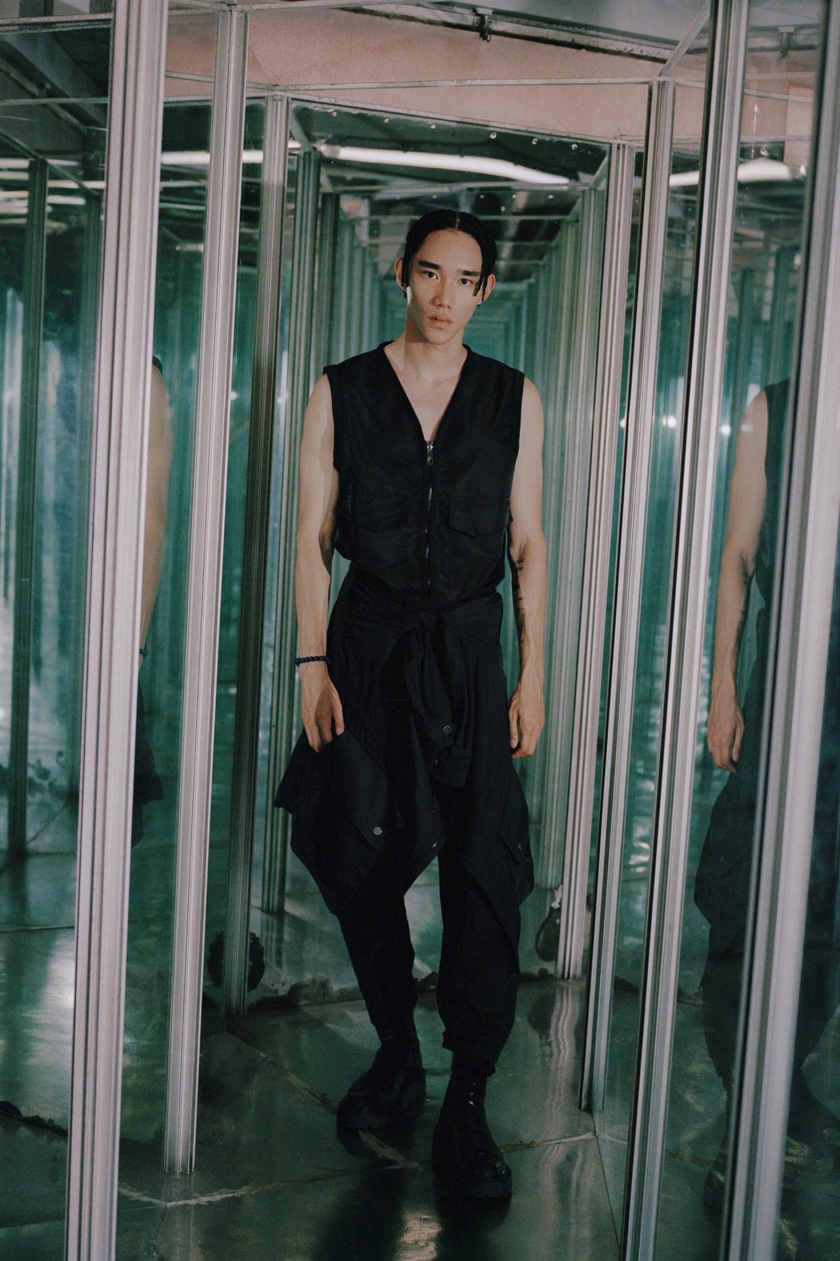 Neil Barrett S/S 22 Menswear Look 29