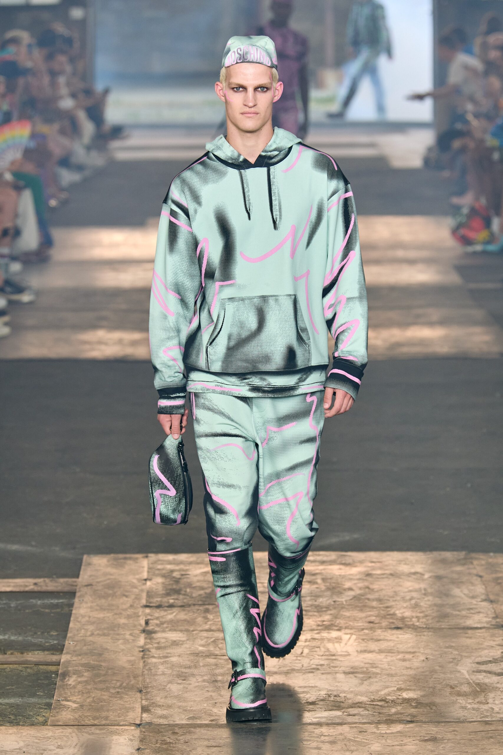 Moschino S/S 23 Menswear Look 29