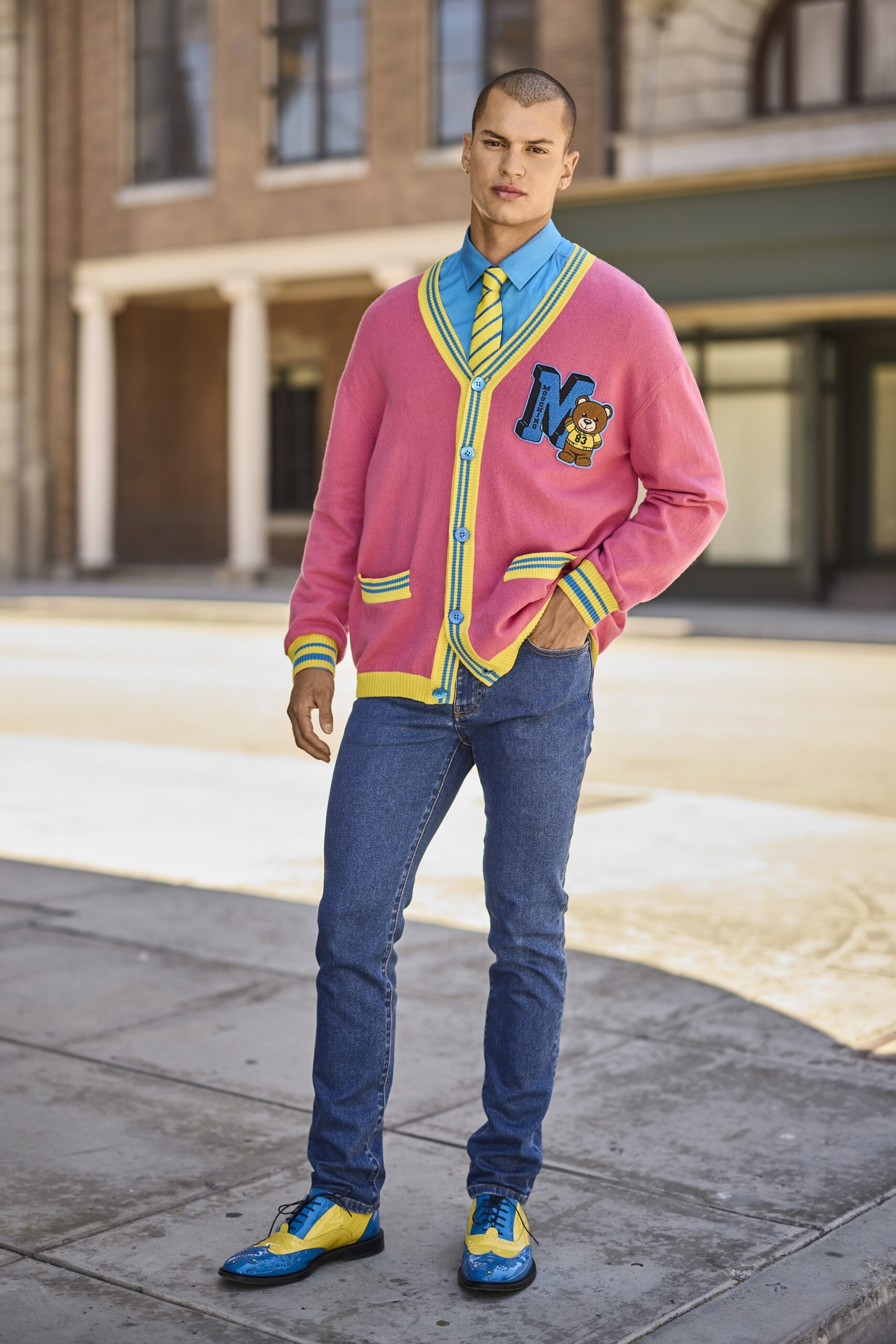 Moschino Resort 22 Look 30