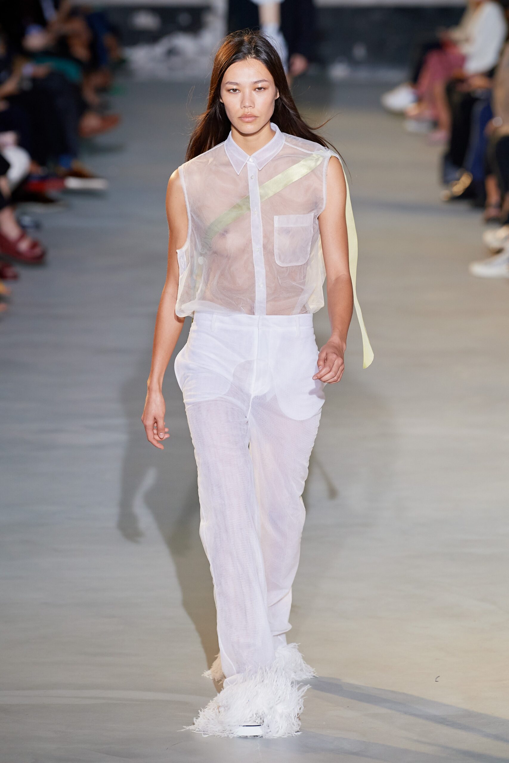 No. 21 S/S 22 Look 30