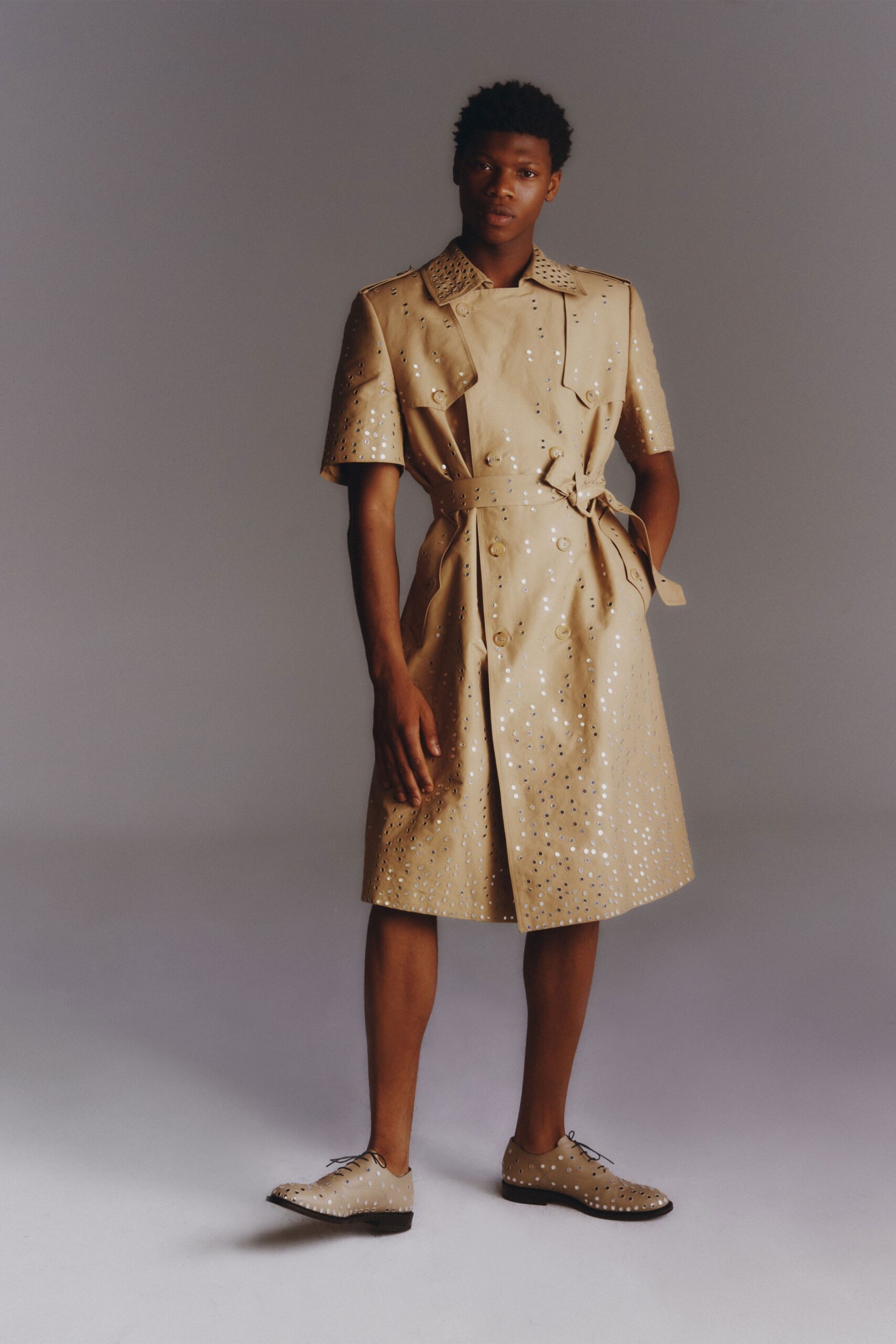 Moschino Resort 23 Look 30