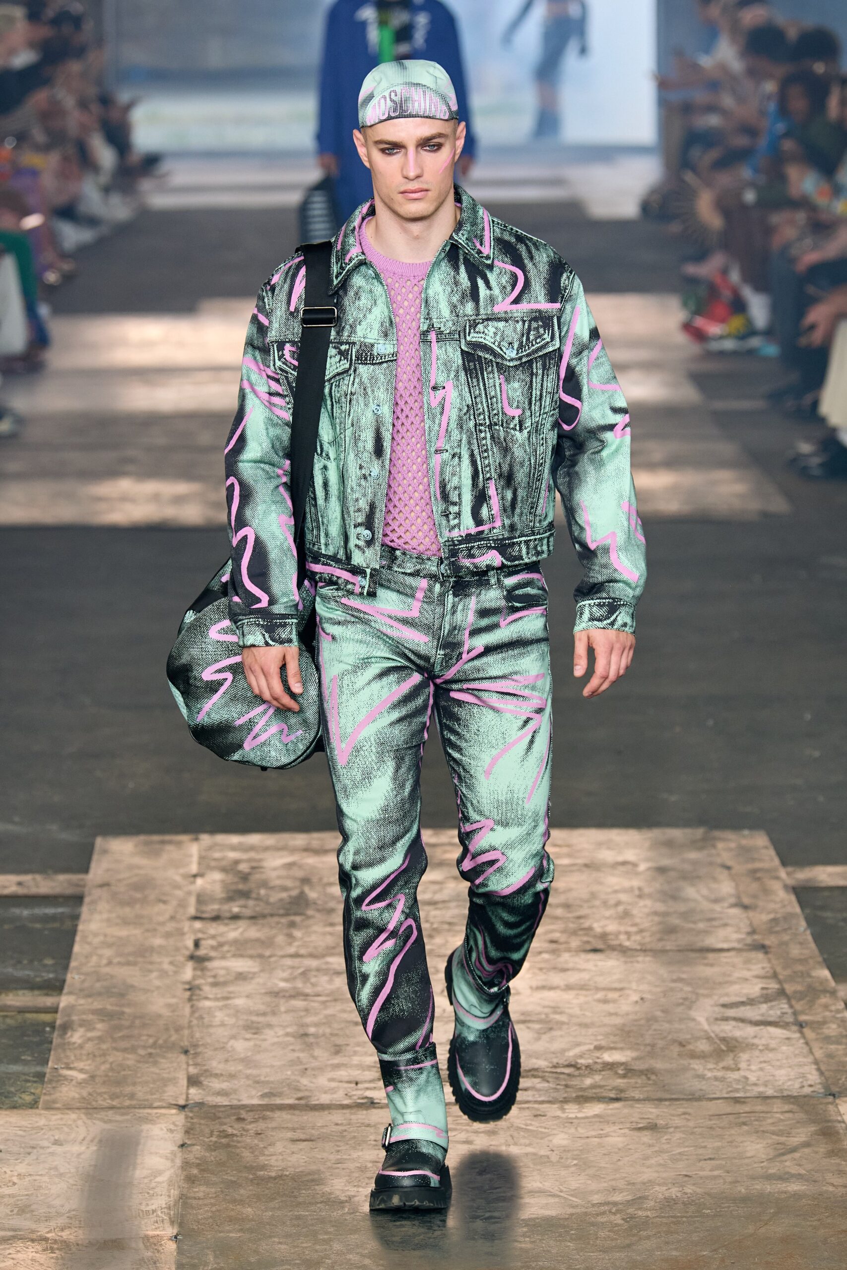 Moschino S/S 23 Menswear Look 31