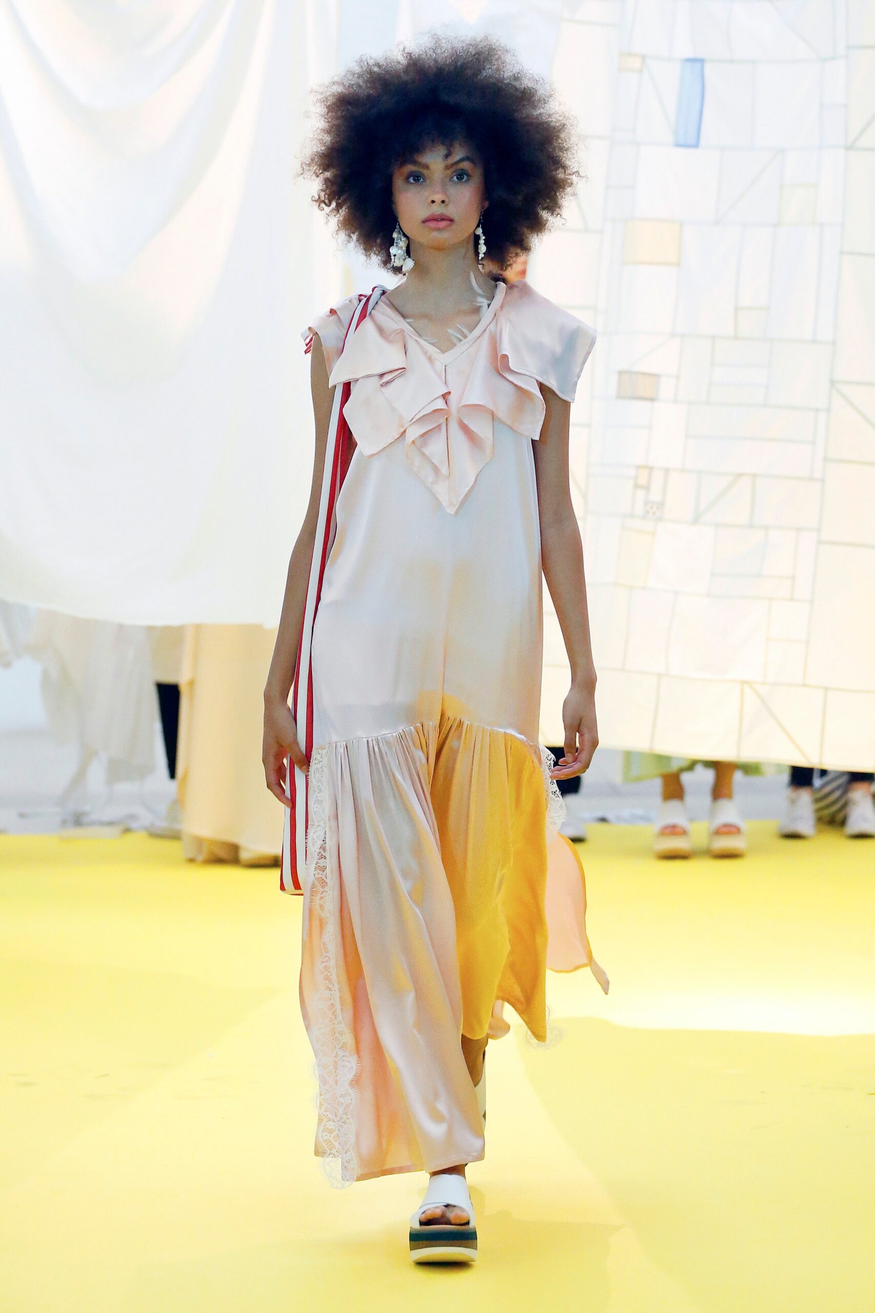 Moisés Nieto Madrid S/S 20 Look 32