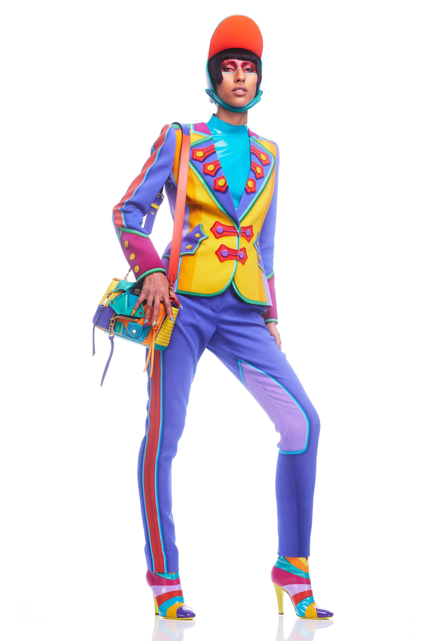 Moschino F/W 22 Look 32