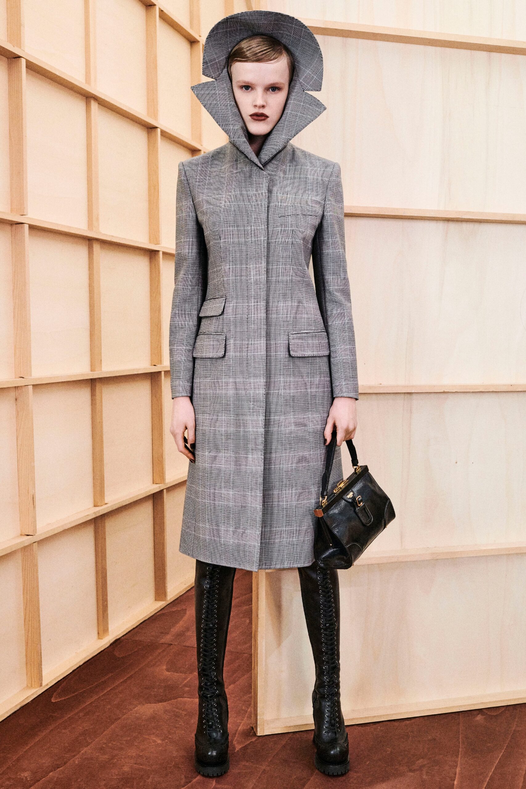 Moschino F/W 23 Menswear Look 32