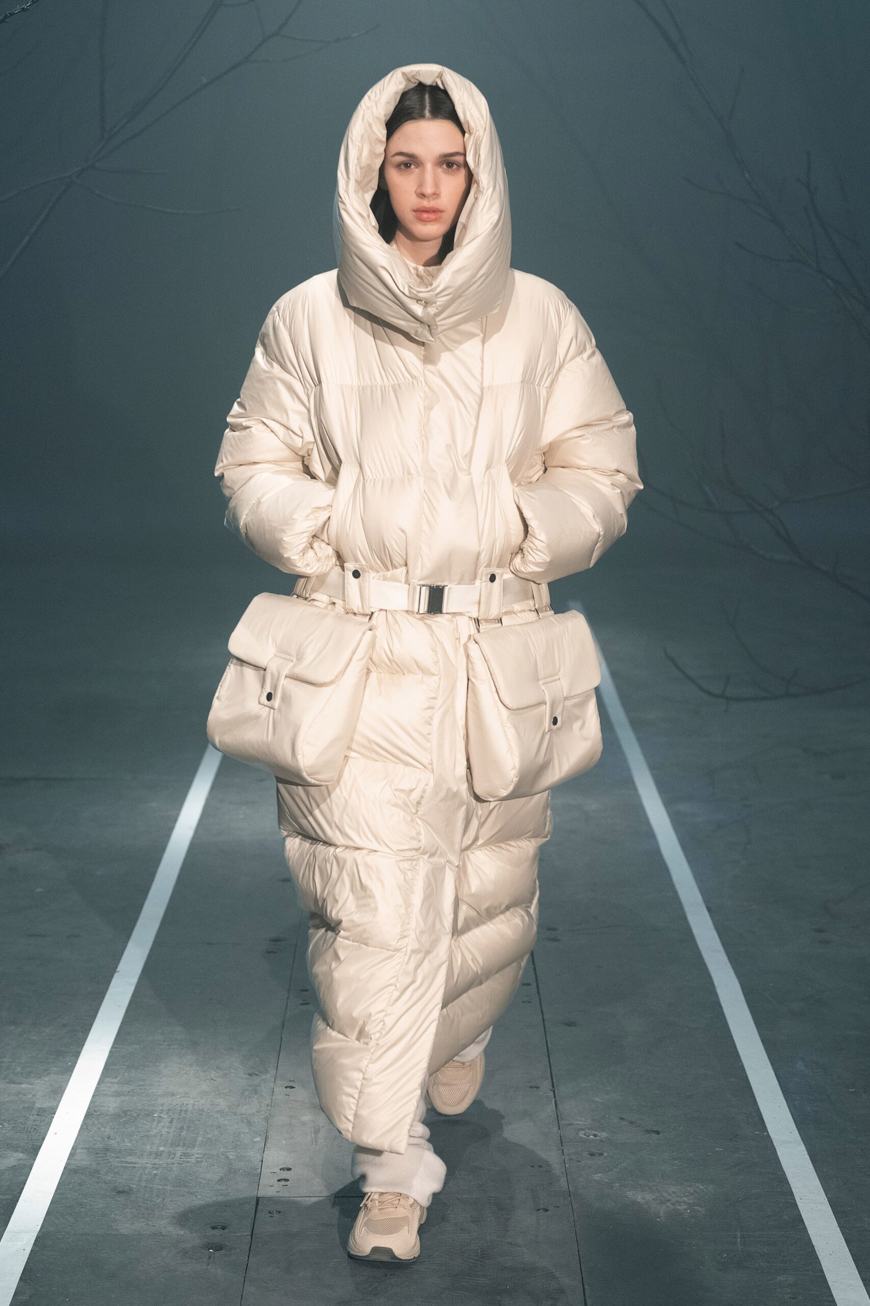 Nehera F/W 22 Look 32