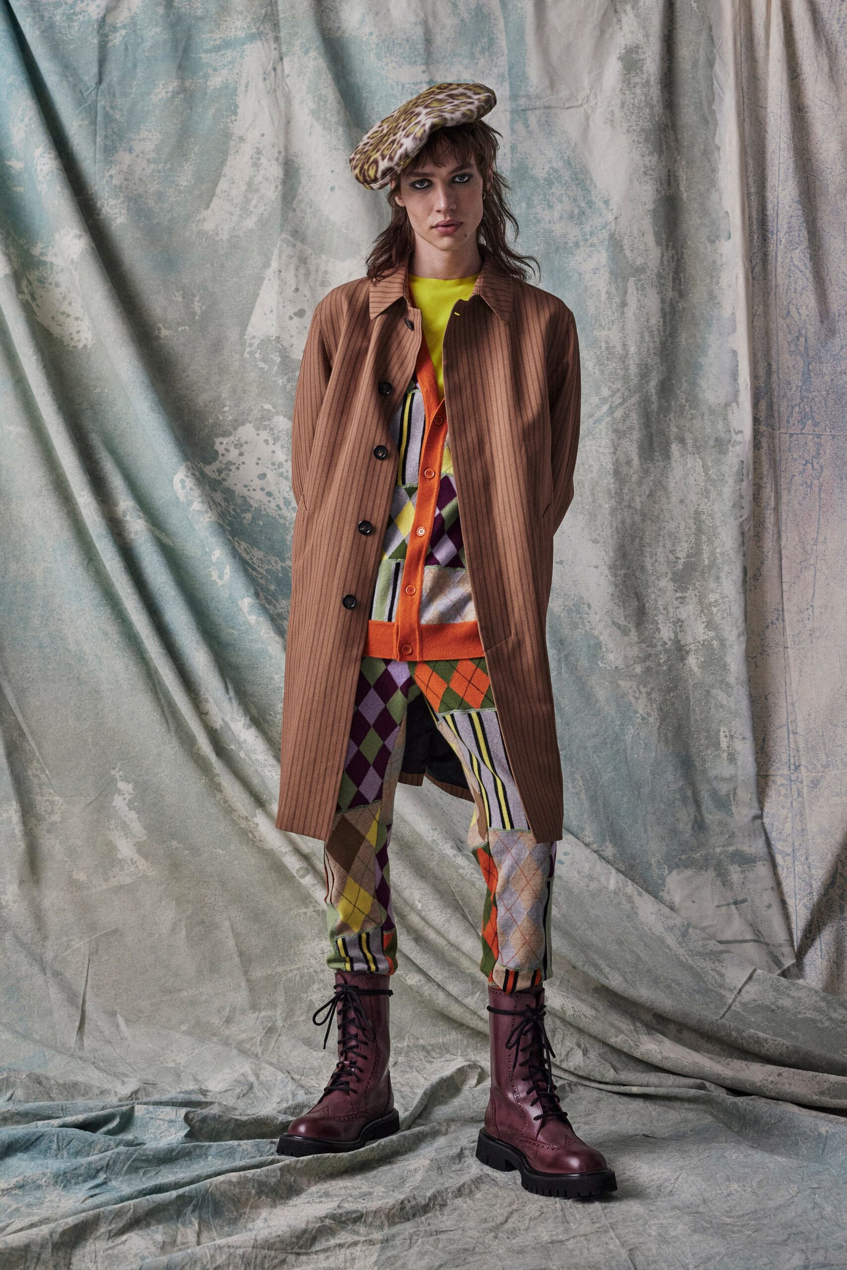 Moschino F/W 23 Look 33