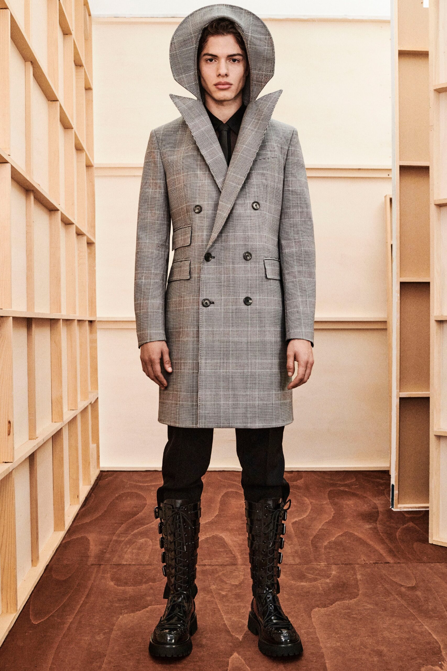 Moschino F/W 23 Menswear Look 34