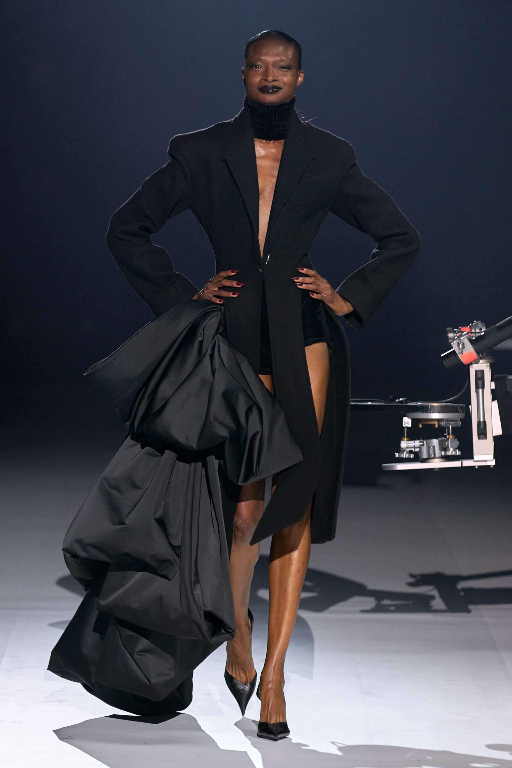 Mugler F/W 22 Look 33