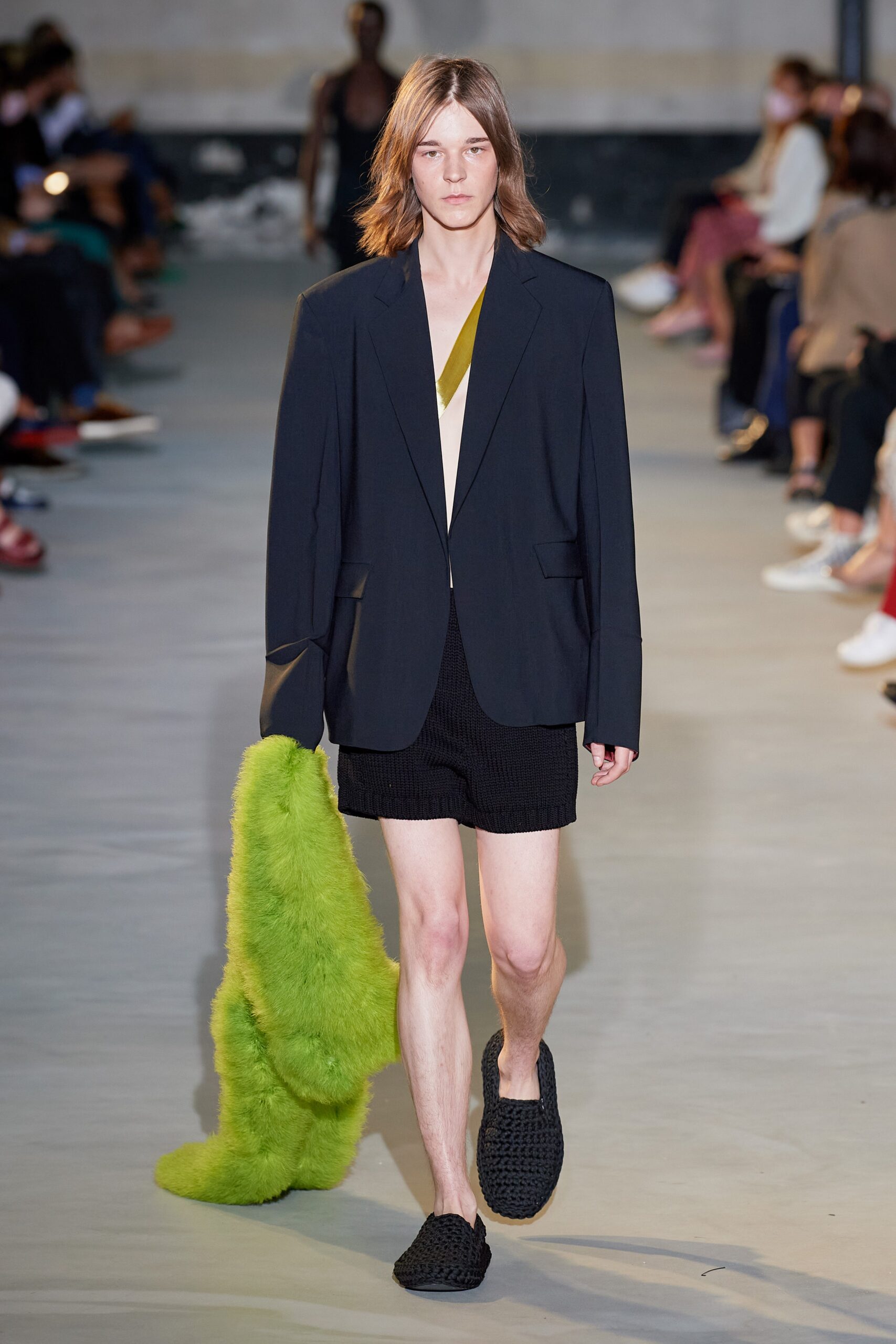 No. 21 S/S 22 Look 35