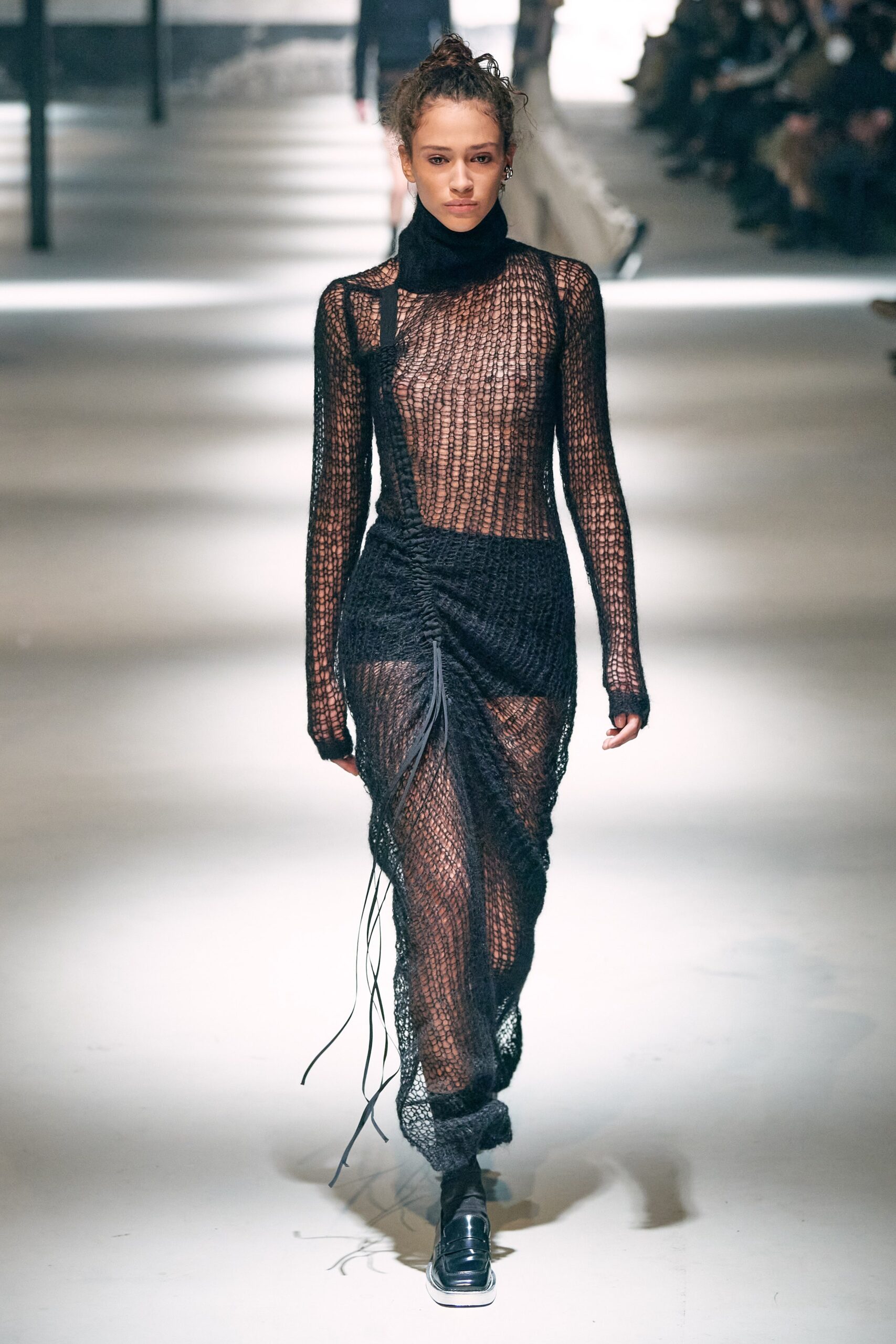 No. 21 F/W 22 Look 35